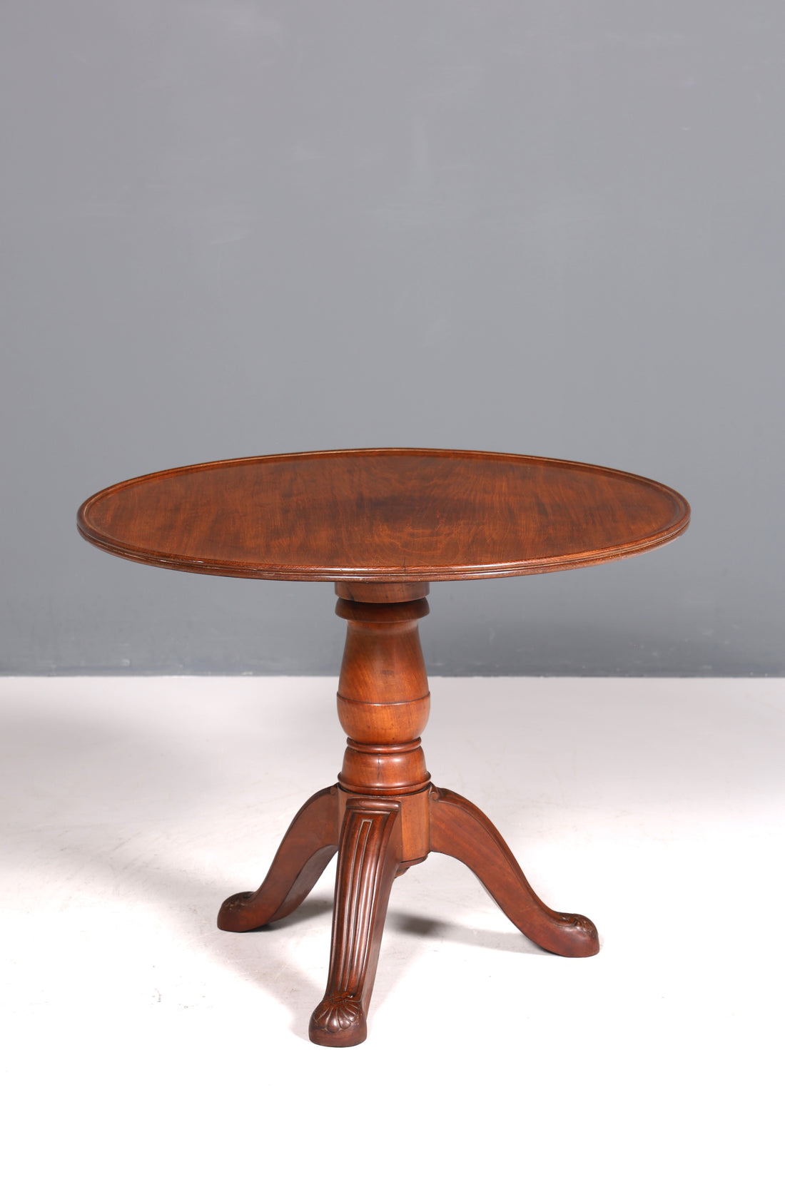 Wunderschöner runder Englischer Tisch Esstisch Antik Stil 60s Mahagoni Esszimmer Tisch Küchentisch