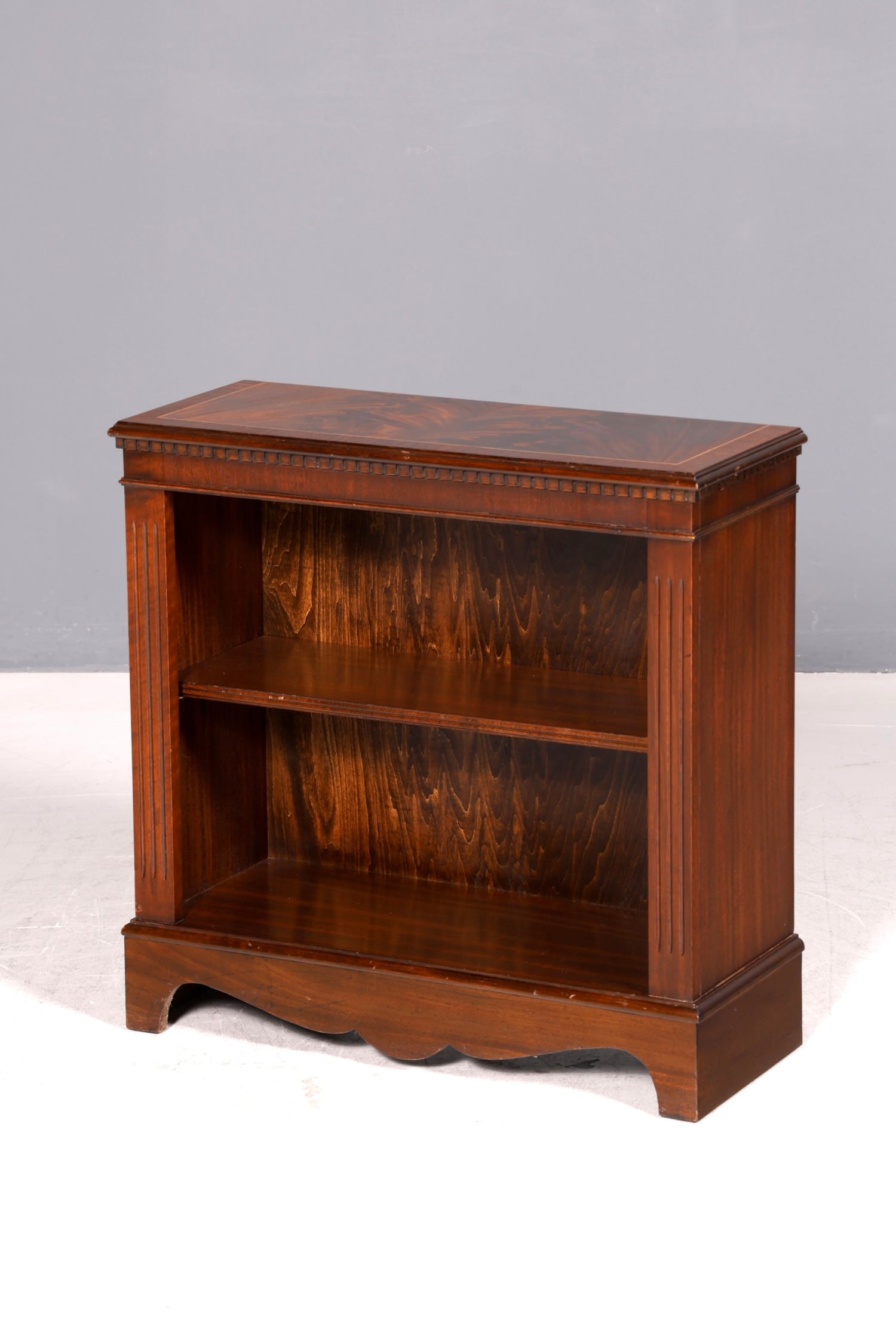Edles Englisches Bücherregal Mahagoni Regal Antik Stil Standregal Bücherschrank Vintage