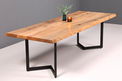 Traumhafter Nussbaum Tisch 260cm-95cm Esszimmer Tisch Baumkanten Platte Massiv Holz Küchentisch