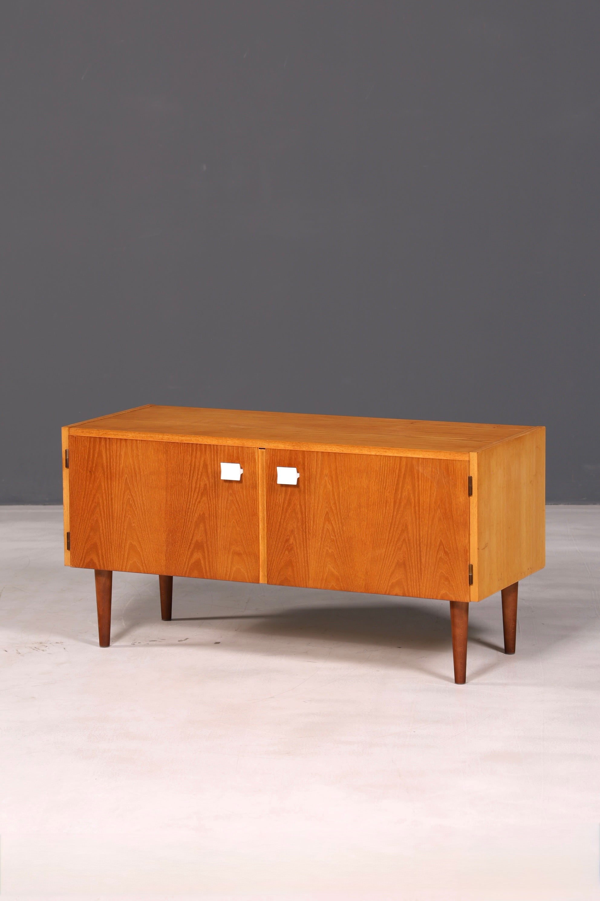 Beautiful Original Hellerau Mid-Century Dresser Model 427 Sideboard TV Cabinet Vintage Solid Wood