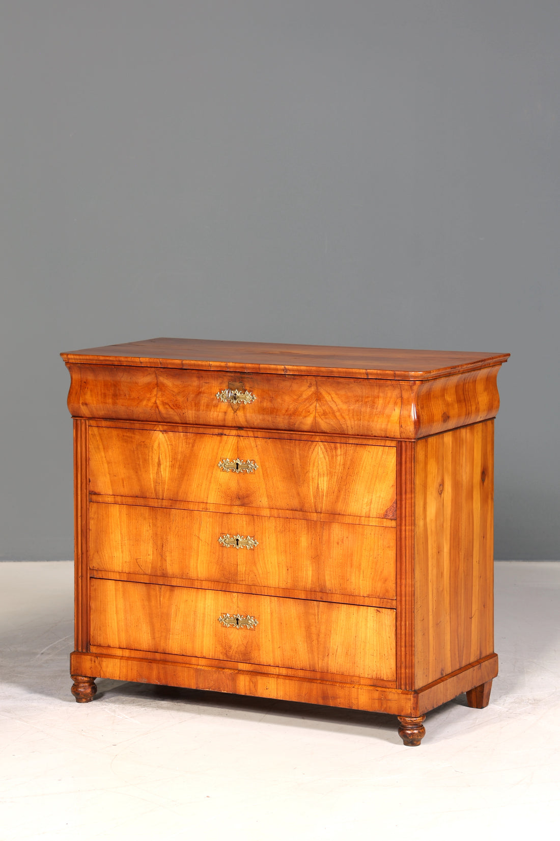 Stilvolle Biedermeier Kommode Nussbaum Louis Philippe Schubladenkommode um 1890