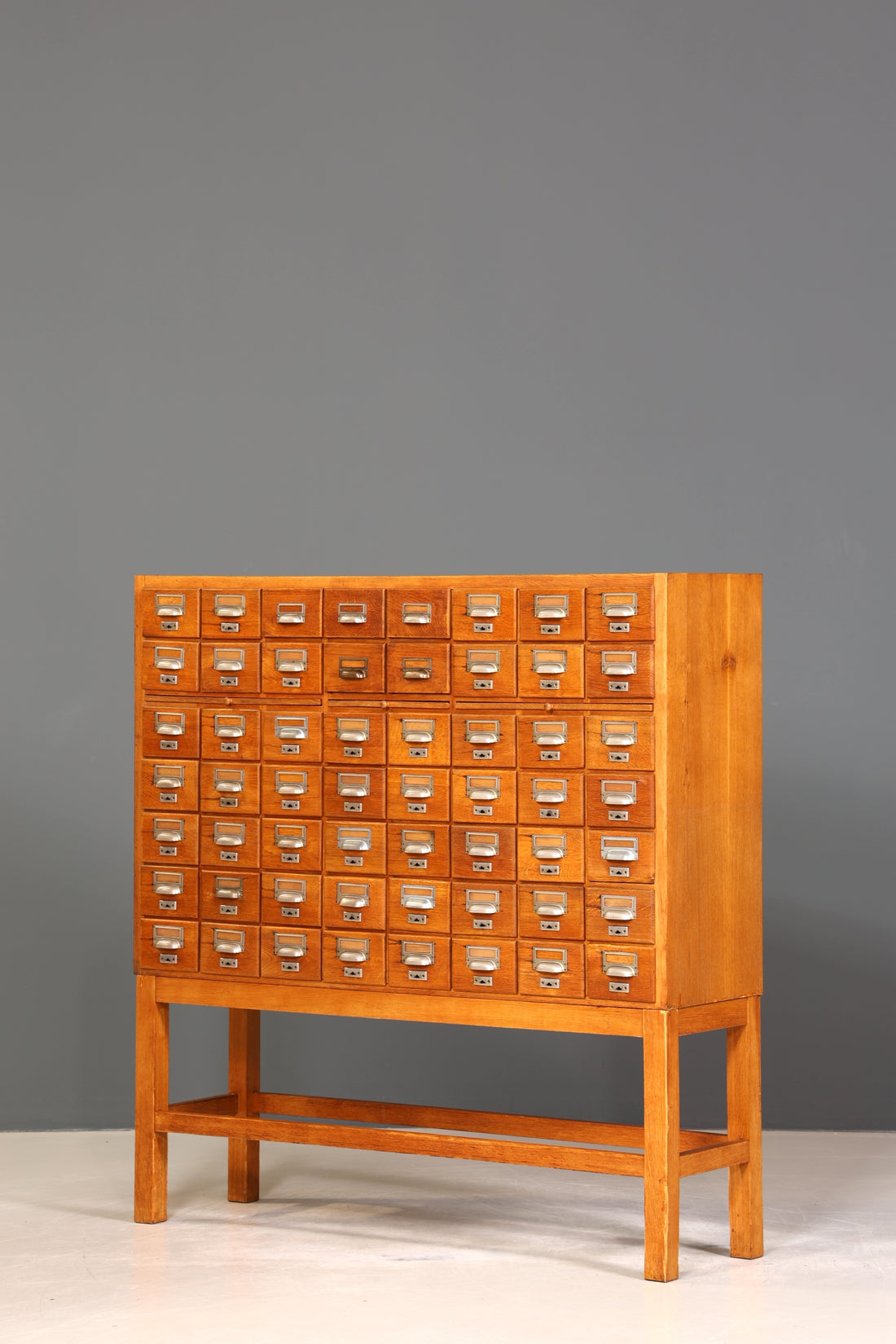 Wunderschöne Mid Century Kommode Vintage Bauhaus Apotheker Schrank Retro Schubladenkommode