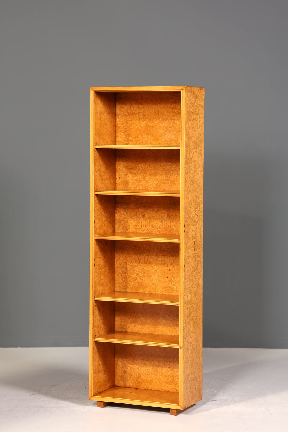 Traumhaftes Original Art Deco Regal Birke Bücherregal Bücheregal Schrank Buchablage 2 von 2