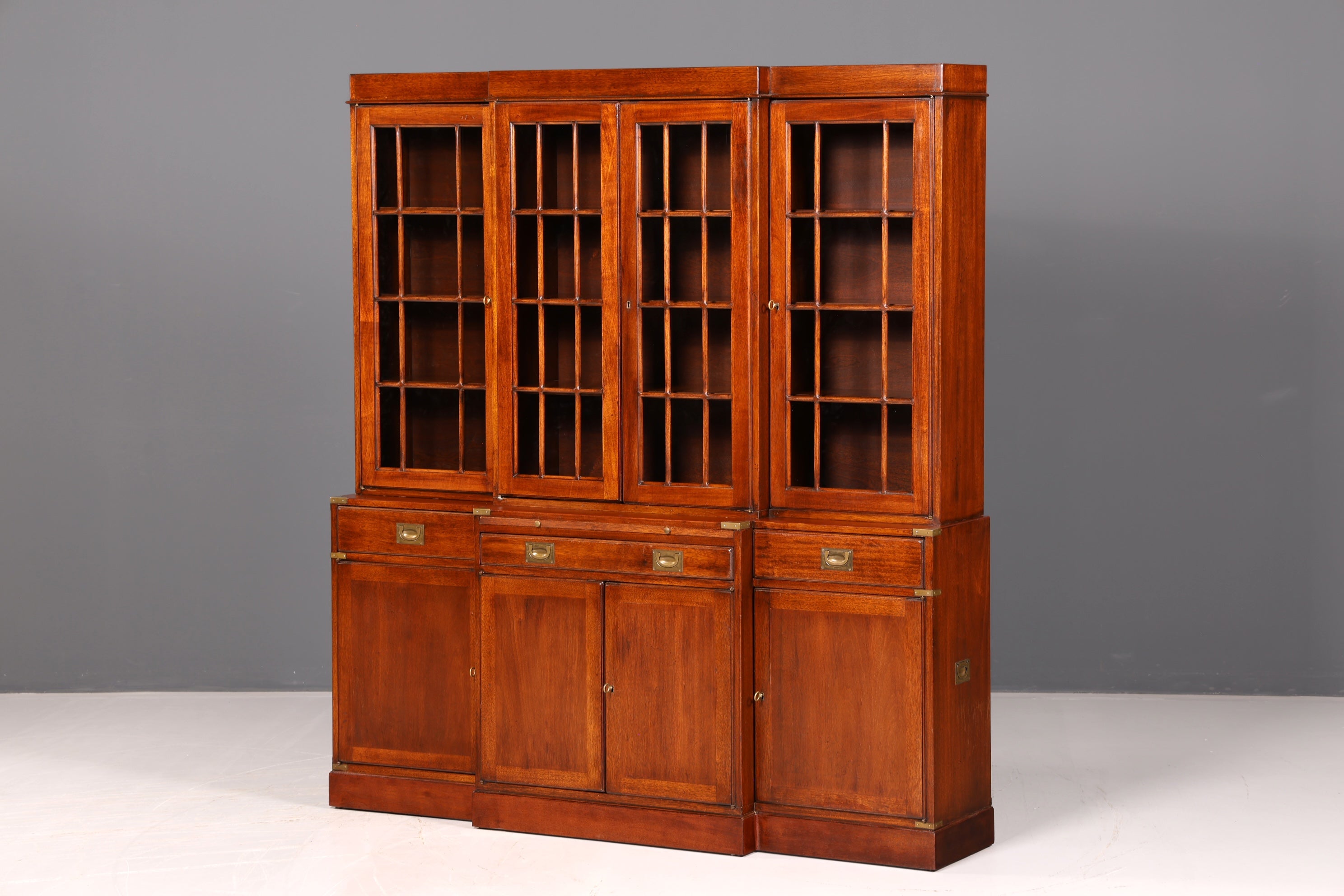 Beeindruckender Maritimer Vitrinenschrank Englischer Schrank Echt Holz Bibliothek Bücherschrank Anrichte Vintage