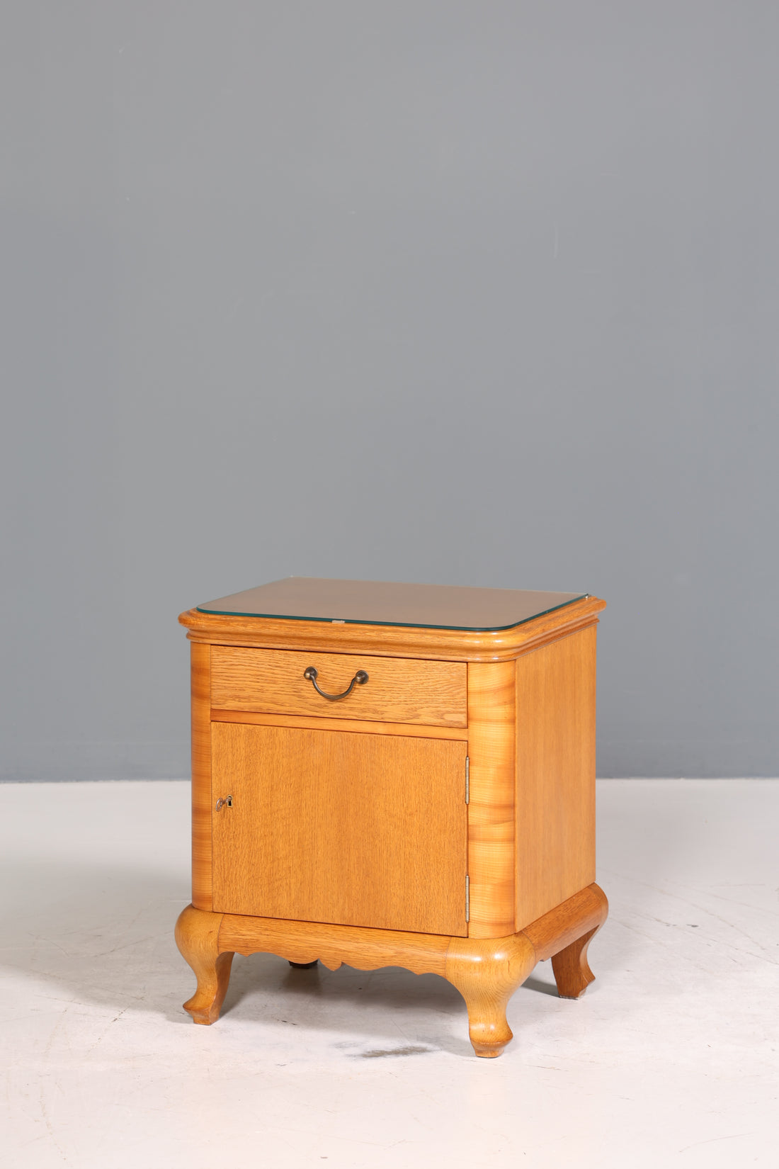 Traumhafte Mid Century Kommode Vintage Nachttisch 60s Schrank Nachtschrank 2 von 2