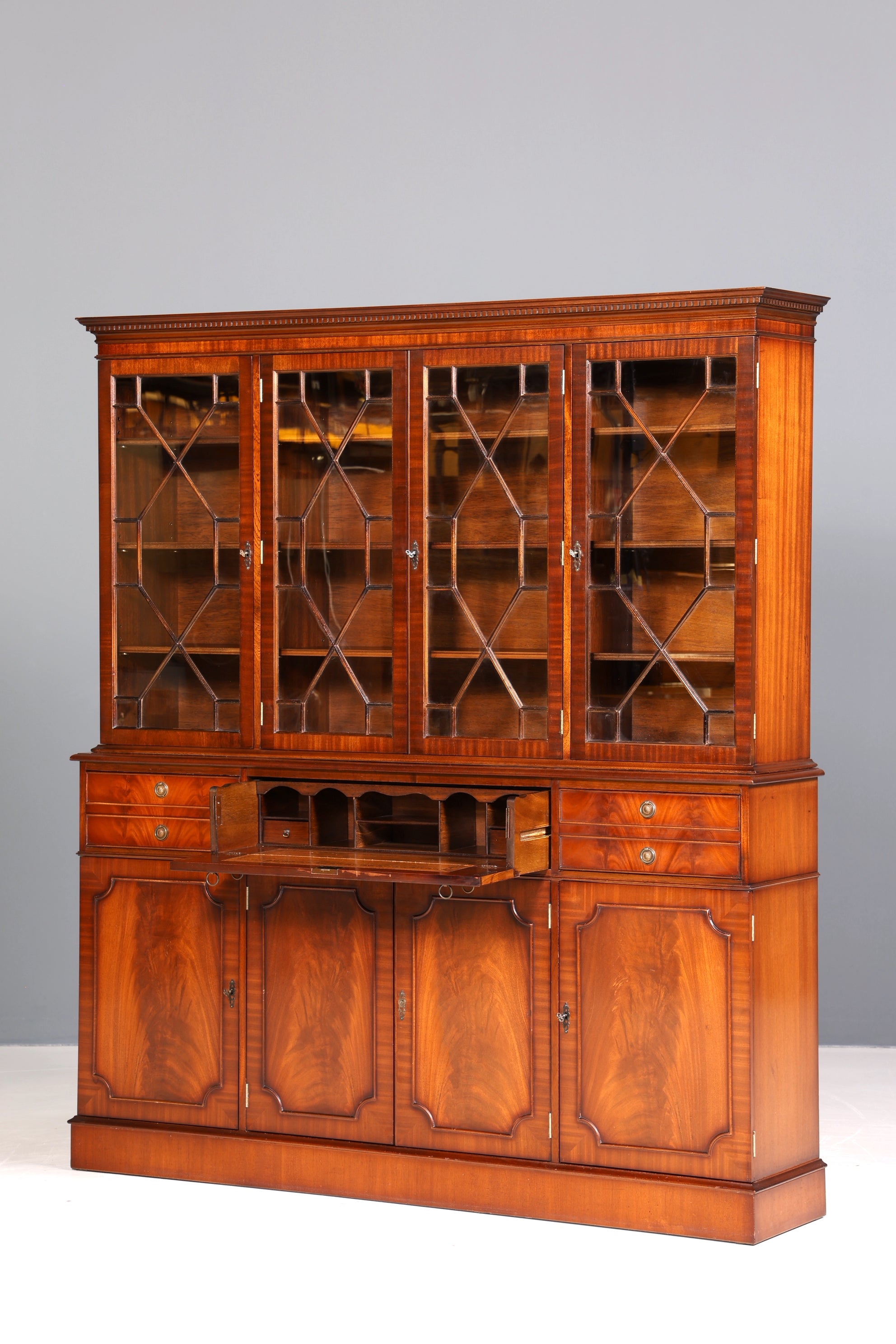 Wunderschöne Englische Vitrine echt Holz Sekretär Bibliothek UK Bücherschrank Englisch Regal Buffet