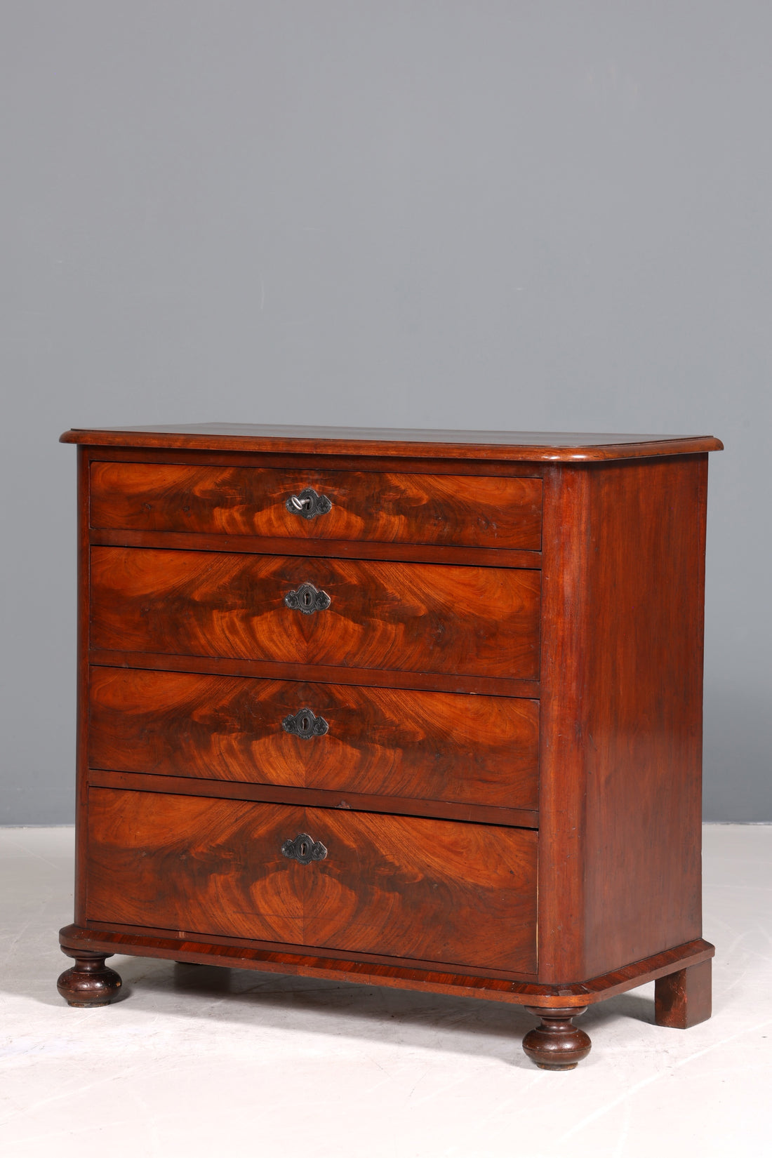 Traumhafte Louis Philippe Kommode Schubladen Kommode Sideboard um 1880
