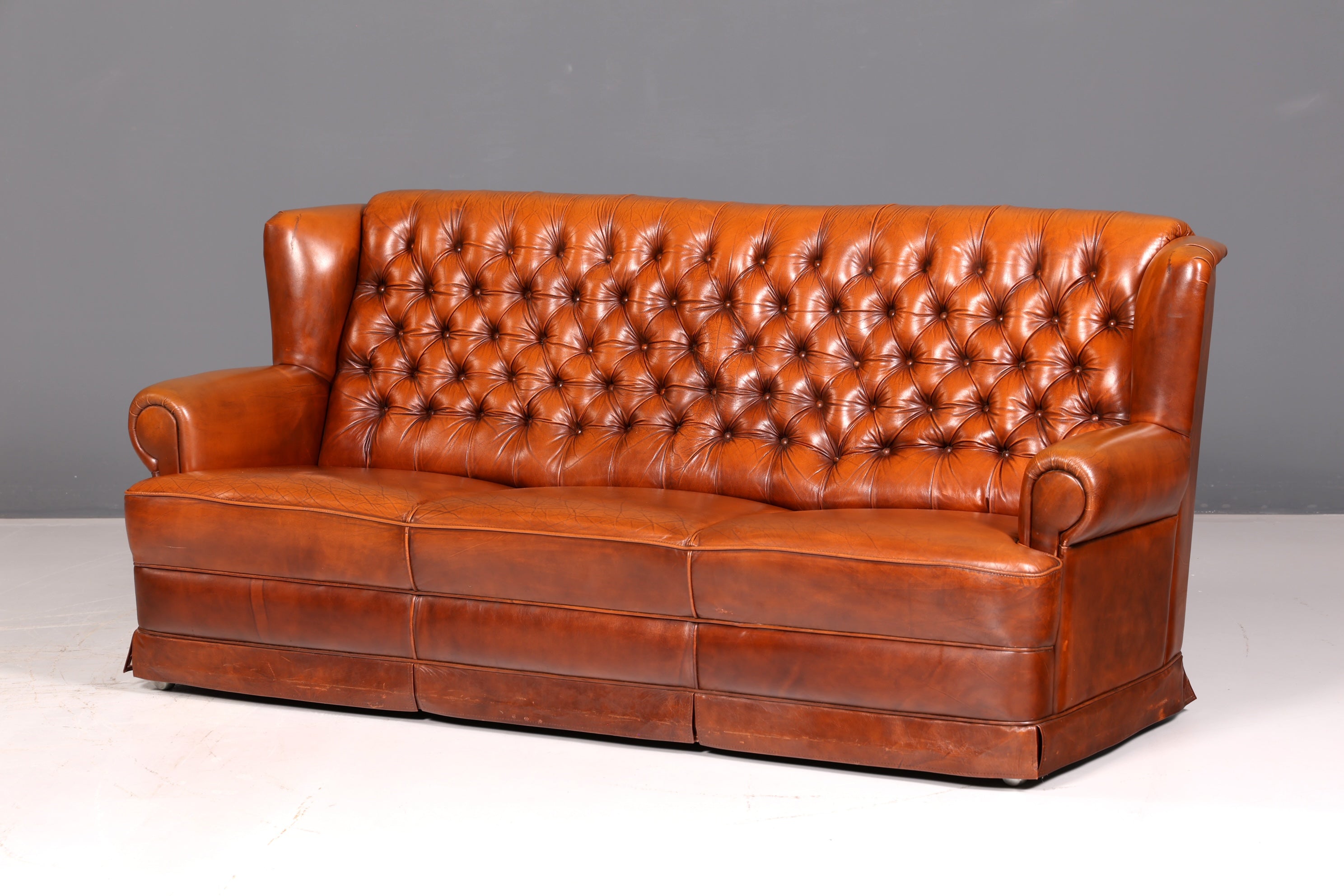 Wunderschönes Original Chesterfield Sofa 3-Sitzer Echt Leder Cognac Couch Englisch Ledersofa Vintage