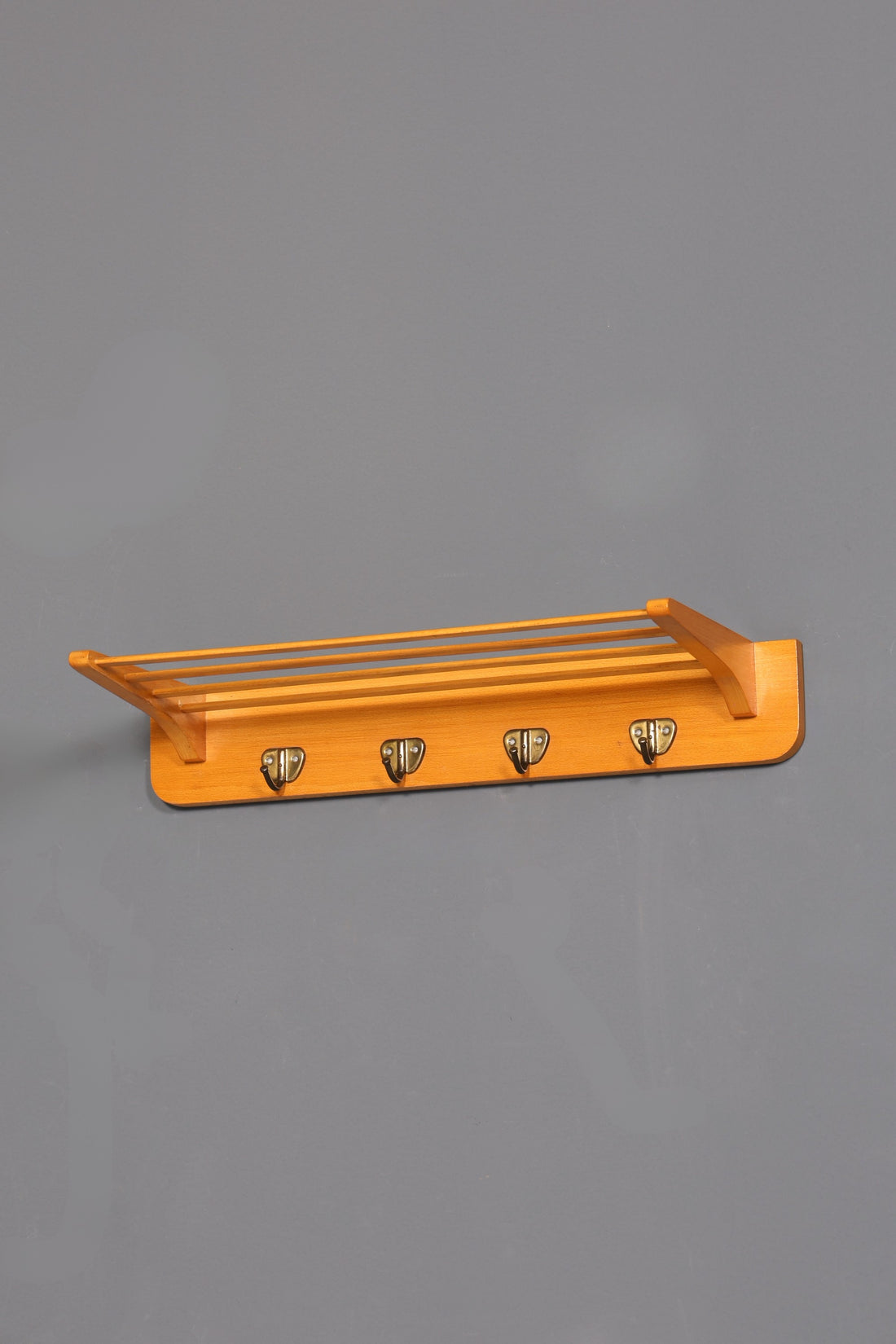 Schlichte Mid Century Garderobe Vintage Hutablage Retro Hakenleiste 60s Hakenleiste