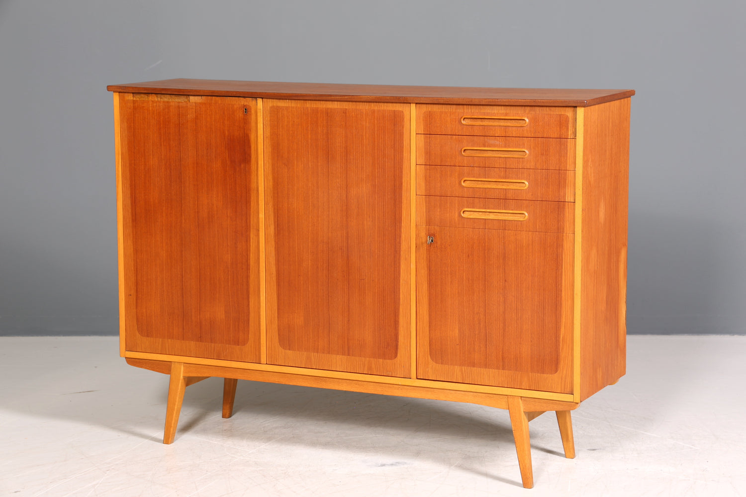 Wunderschönes Mid Century Highboard Teak Holz Schrank Büro Kommode 60er Jahre