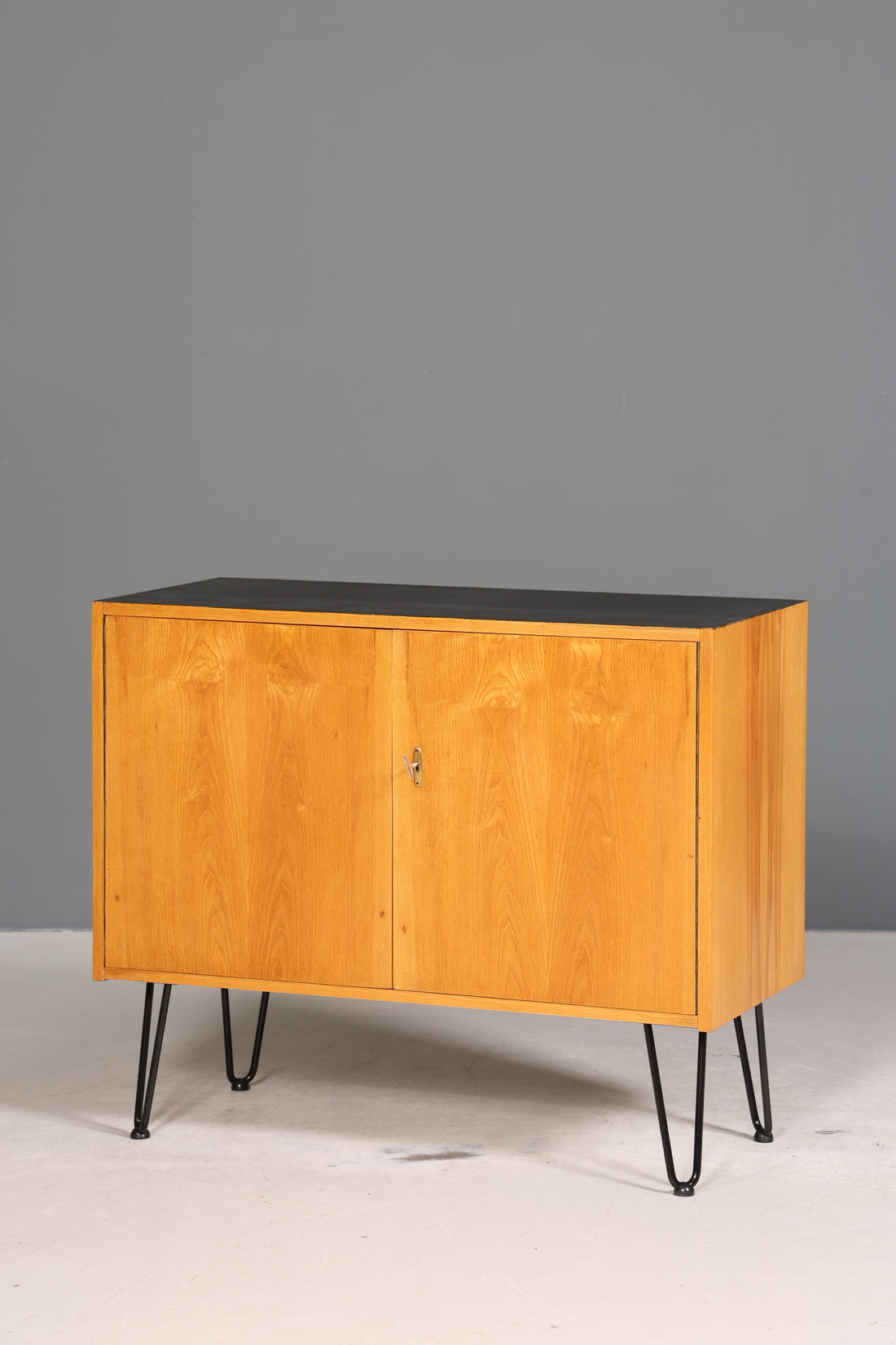 Traumhafter Hellerau Schrank Mid Century Kommode Vintage Sideboard Retro Regal 1 von 2