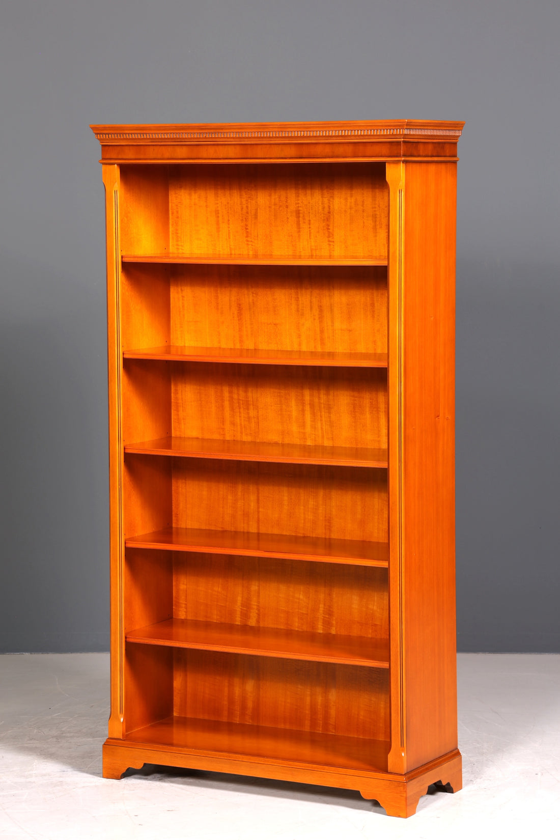 Wunderschönes Englisches Bücherregal Eibe Mercury Antik Regal Bookshelf Buchablage 60s
