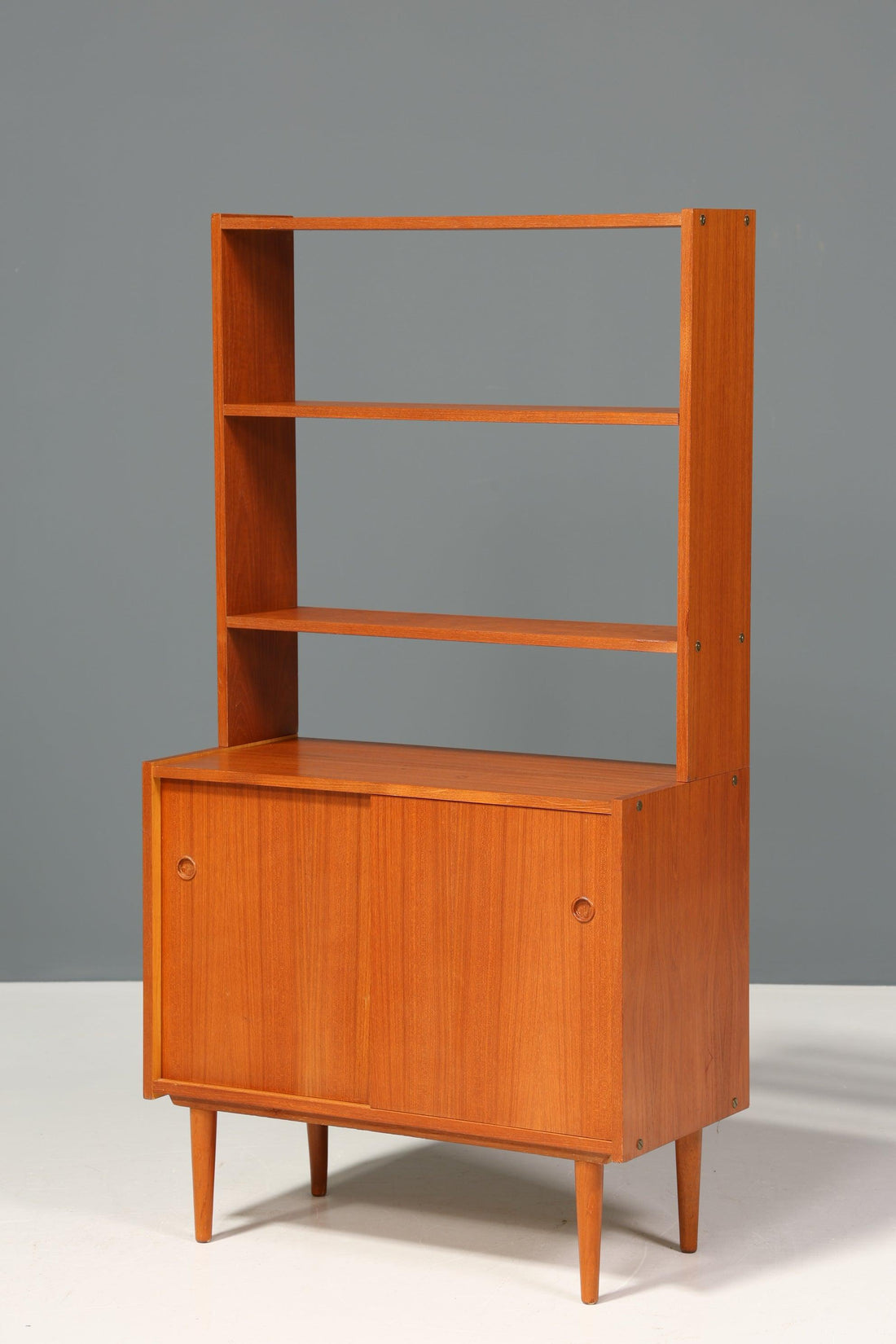 Traumhaftes Mid Century Regal Danish Design Teak Holz Bücherregal Retro Schrank Kommode 60s