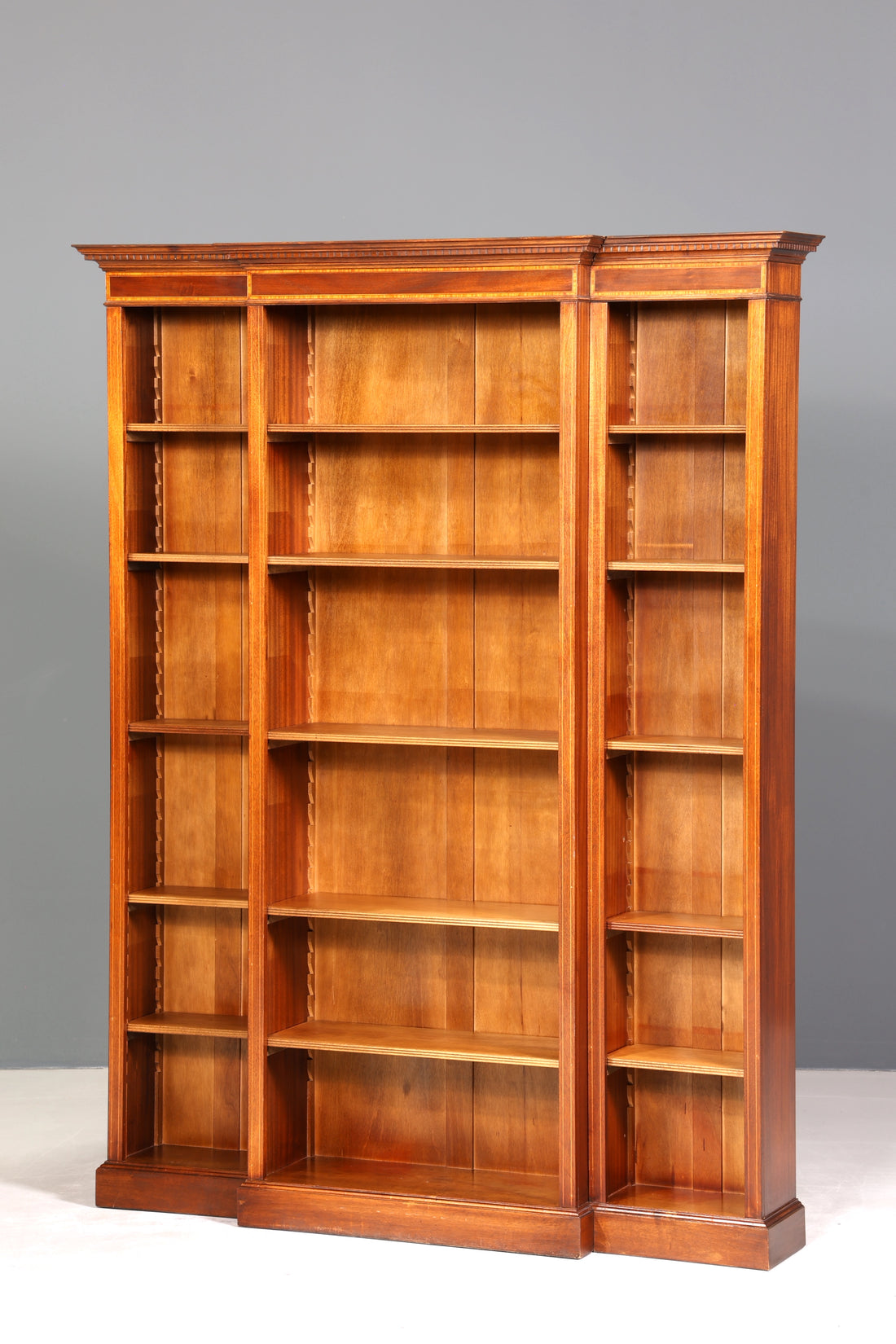 Wunderschönes Englisches XXL Bücherregal Antik Regal Bookshelf Buchablage 60s