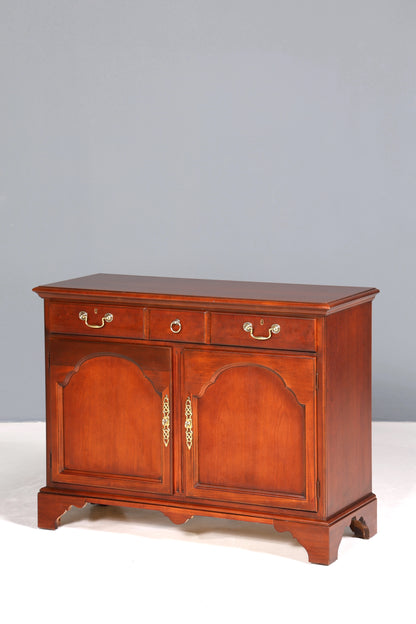 Wunderschönes Sideboard der Marke Drexel Heritage Antik Stil Schrank Kommode USA Anrichte
