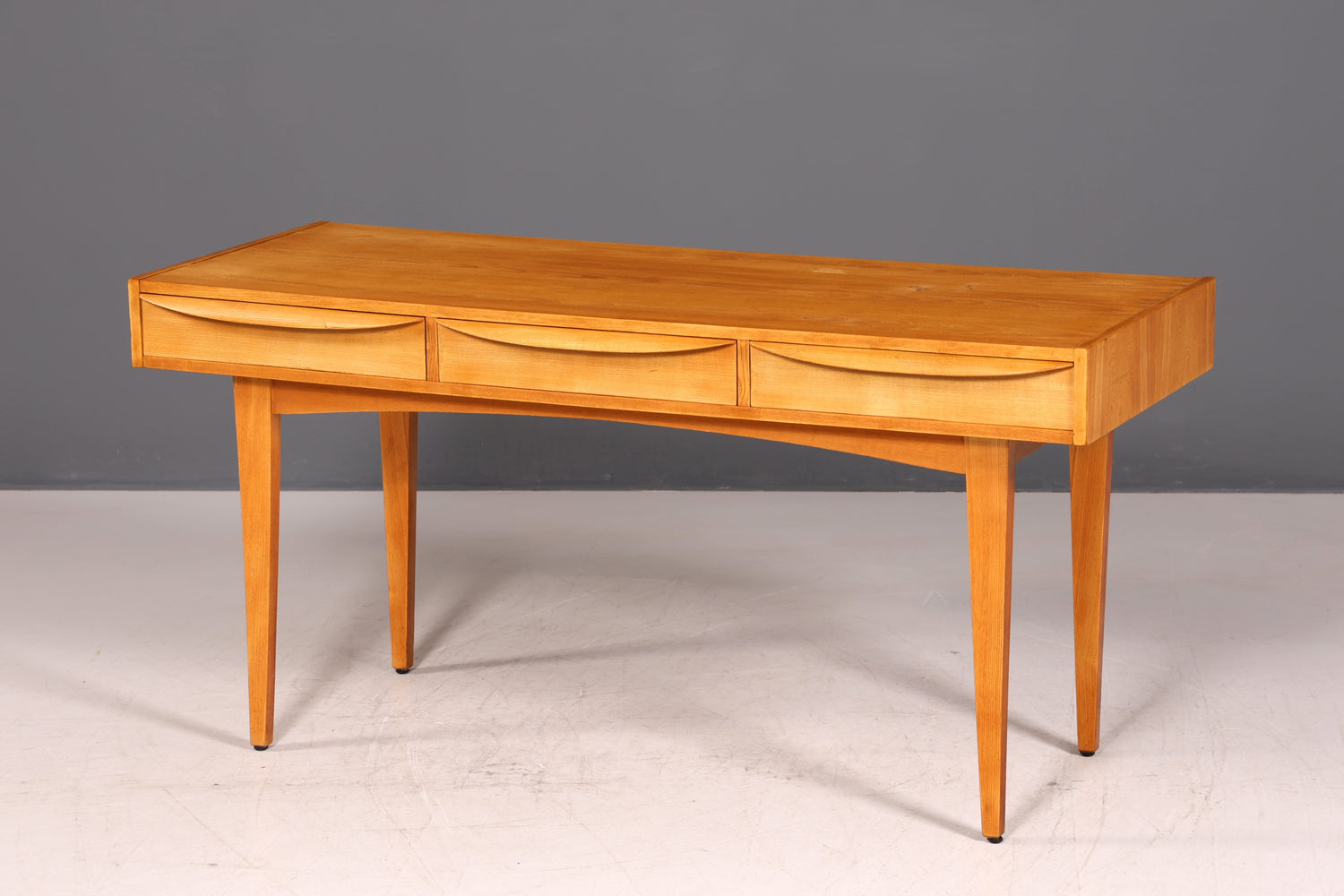 G443 Finish Wunderschöner Mid Century Schreibtisch Danish Design Bürotisch 60er Jahre Office Table (Kopie 2)