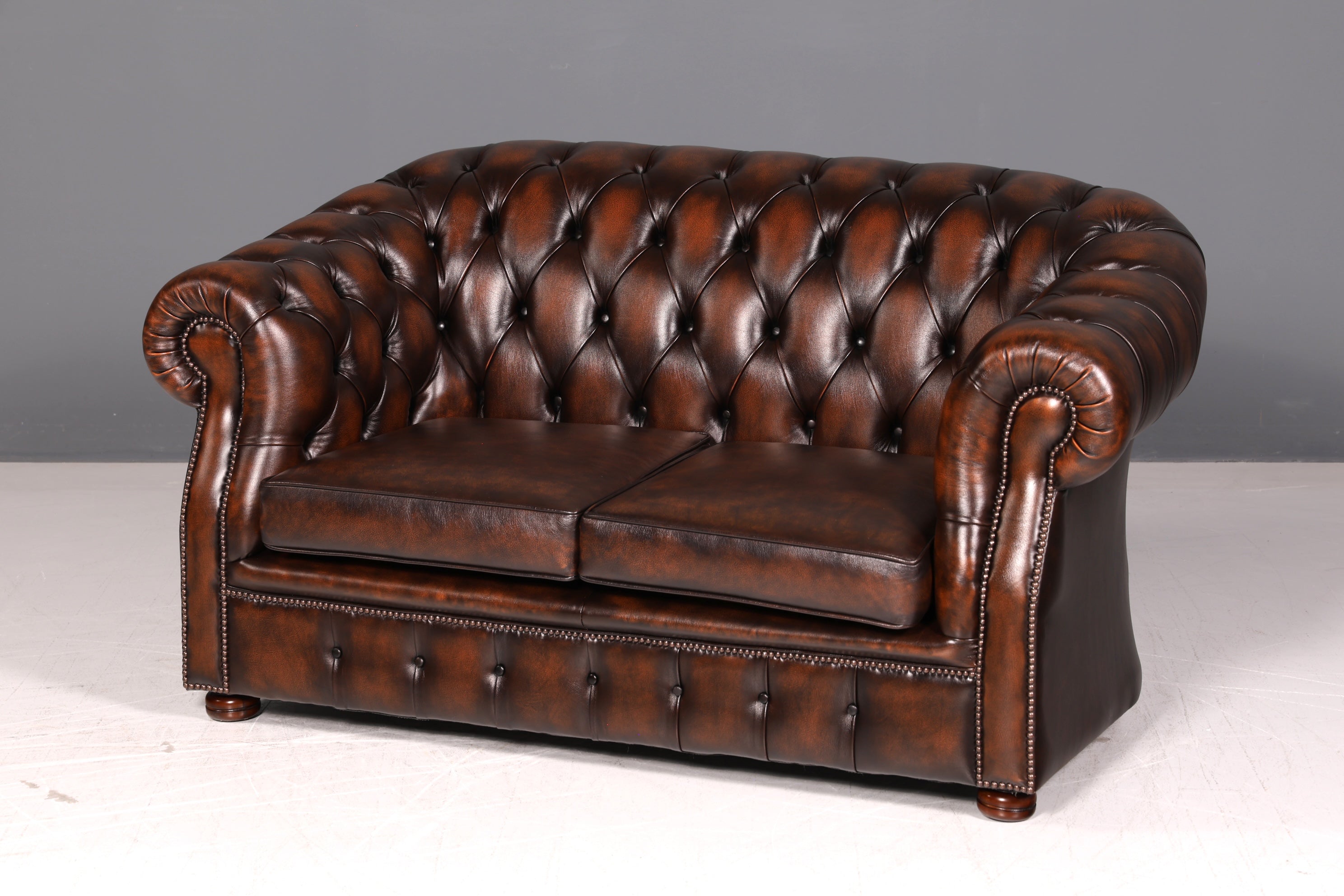 Wunderschöne Original Chesterfield Centurion 2-Sitzer Couch Echt Leder Sofa Englisch UK Ledersofa Antik