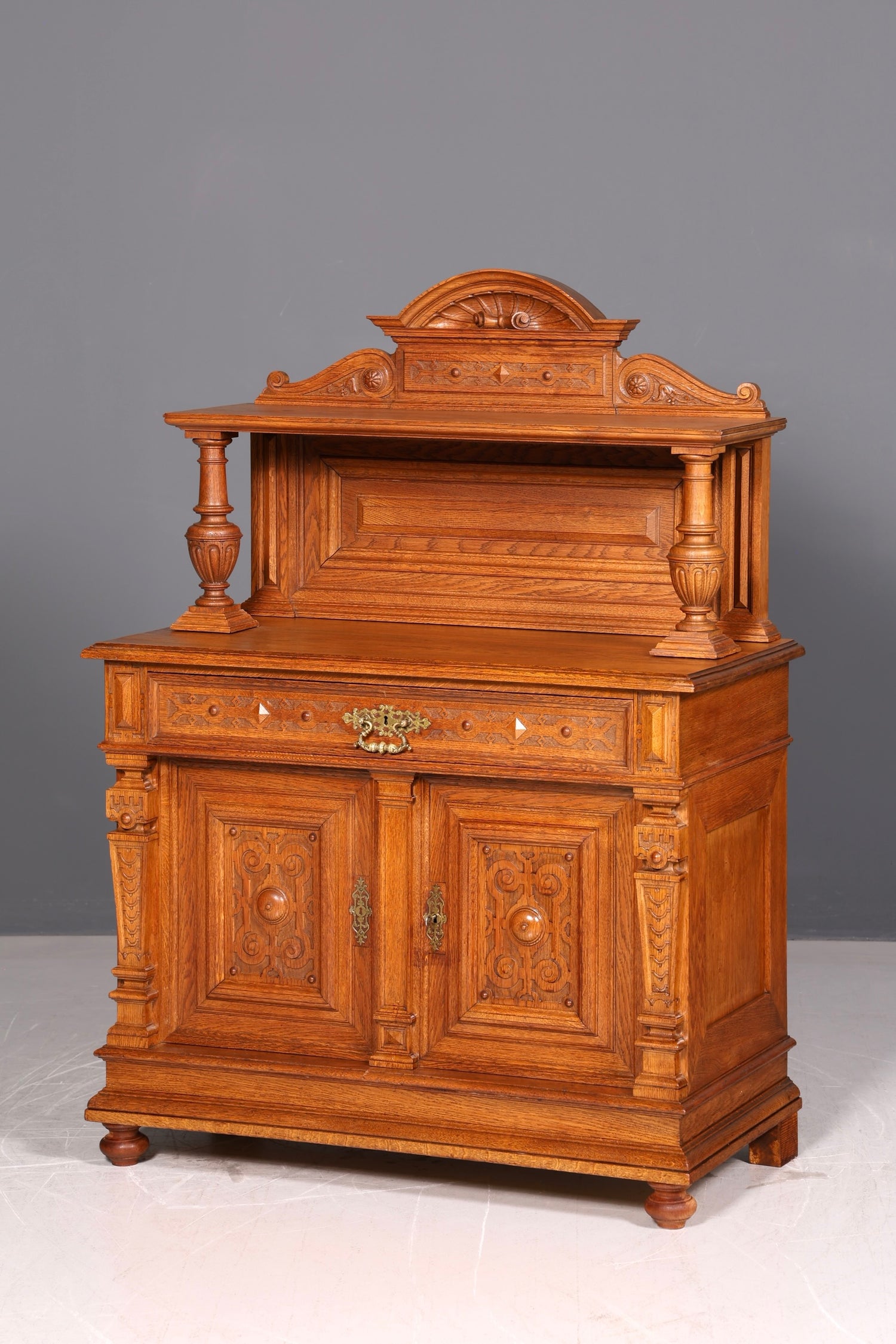Wunderschönes Gründerzeit Buffet Eiche Anrichte Aufsatz Kommode Antik Sideboard Vertiko um 1890 Vintage
