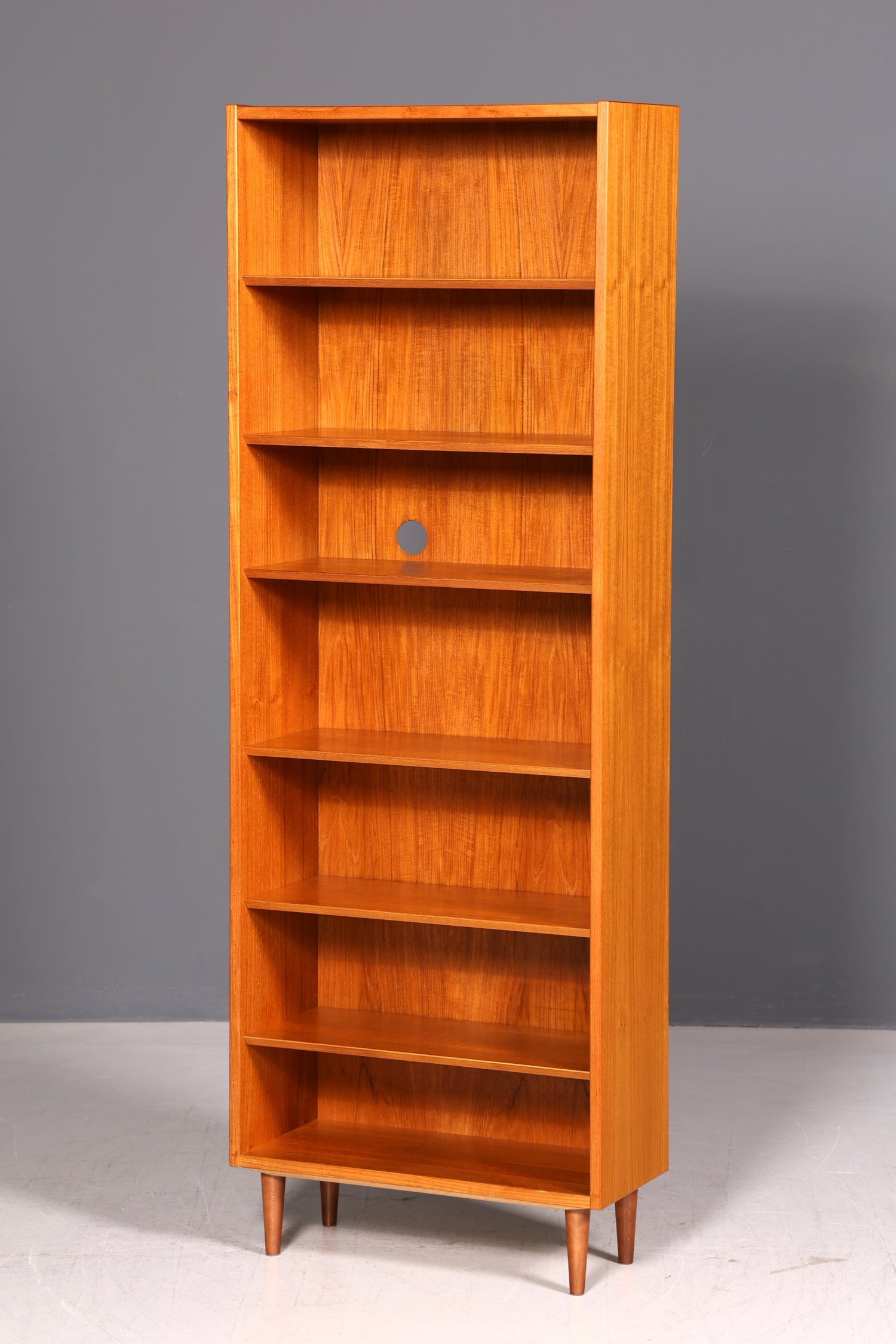 Schlichtes Mid Century Regal Echt Holz Bücherregal Vintage Standregal Retro 60er Schrank Buchregal Danish Wohnzimmer