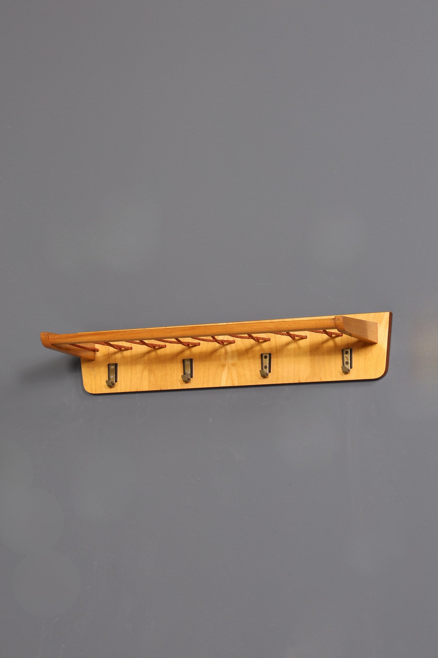 Schlichte Mid Century Garderobe Retro Hutablage Vintage Hakenleiste 60s Hakenleiste