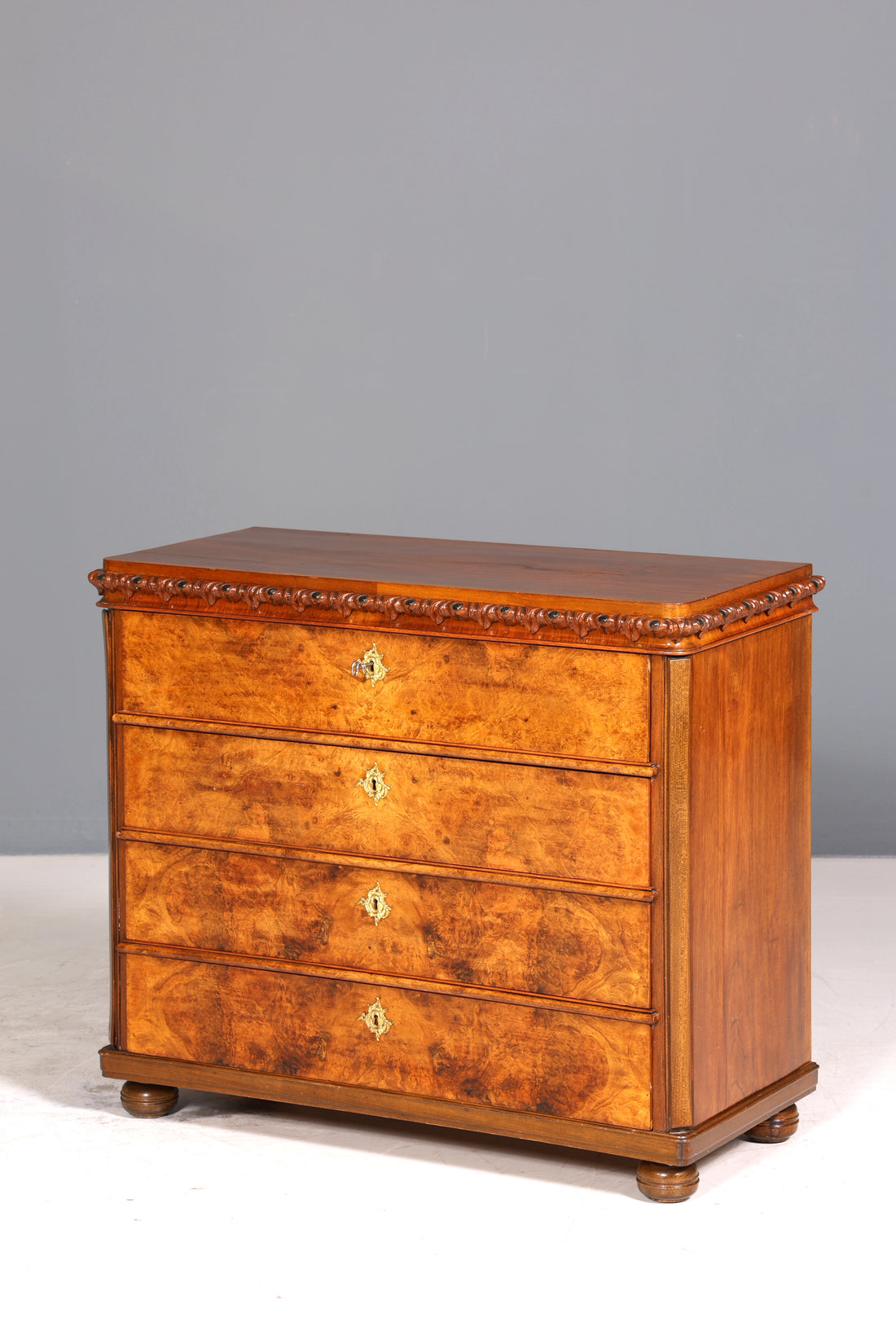 Stilvolle Louis Philippe Kommode Nussbaum Biedermeier Schubladenkommode um 1890