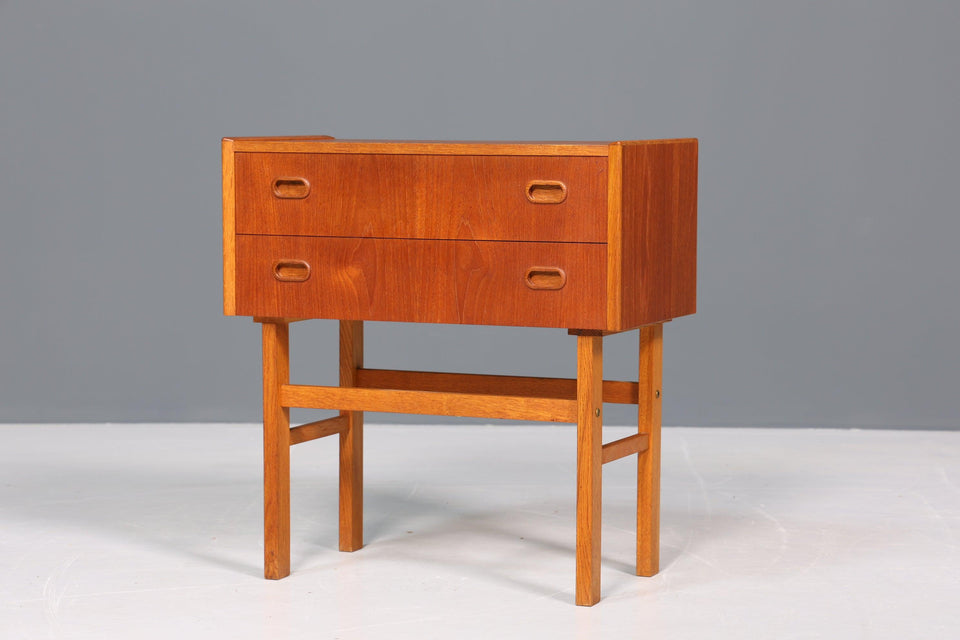 Schlichte Kommode "Made in Denmark" Teak Holz Beistelltisch