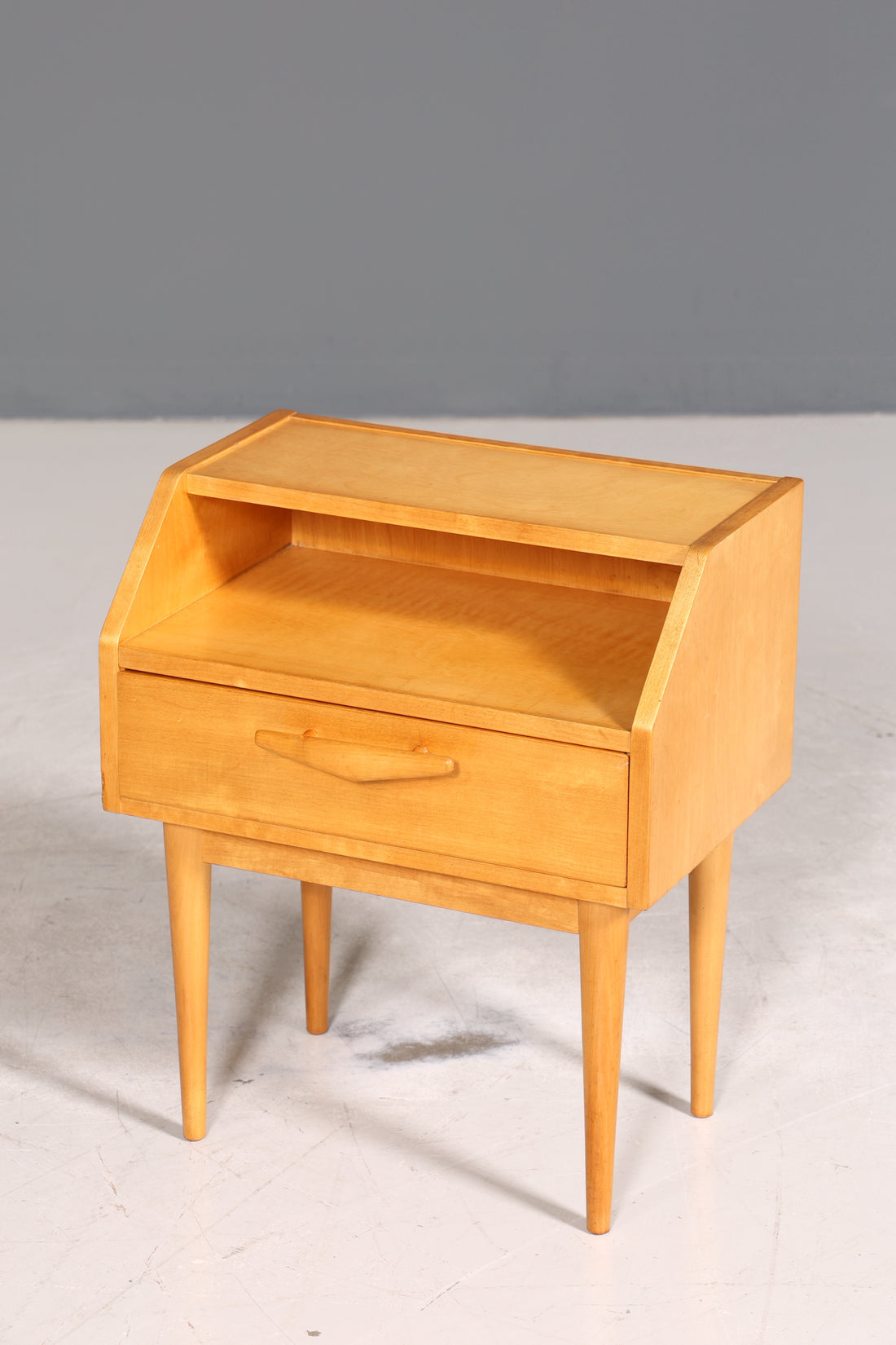 Traumhafte Hellerau Kommode Mid Century Nachttisch echt Holz Beistelltisch VEB Möbel 2 von 2