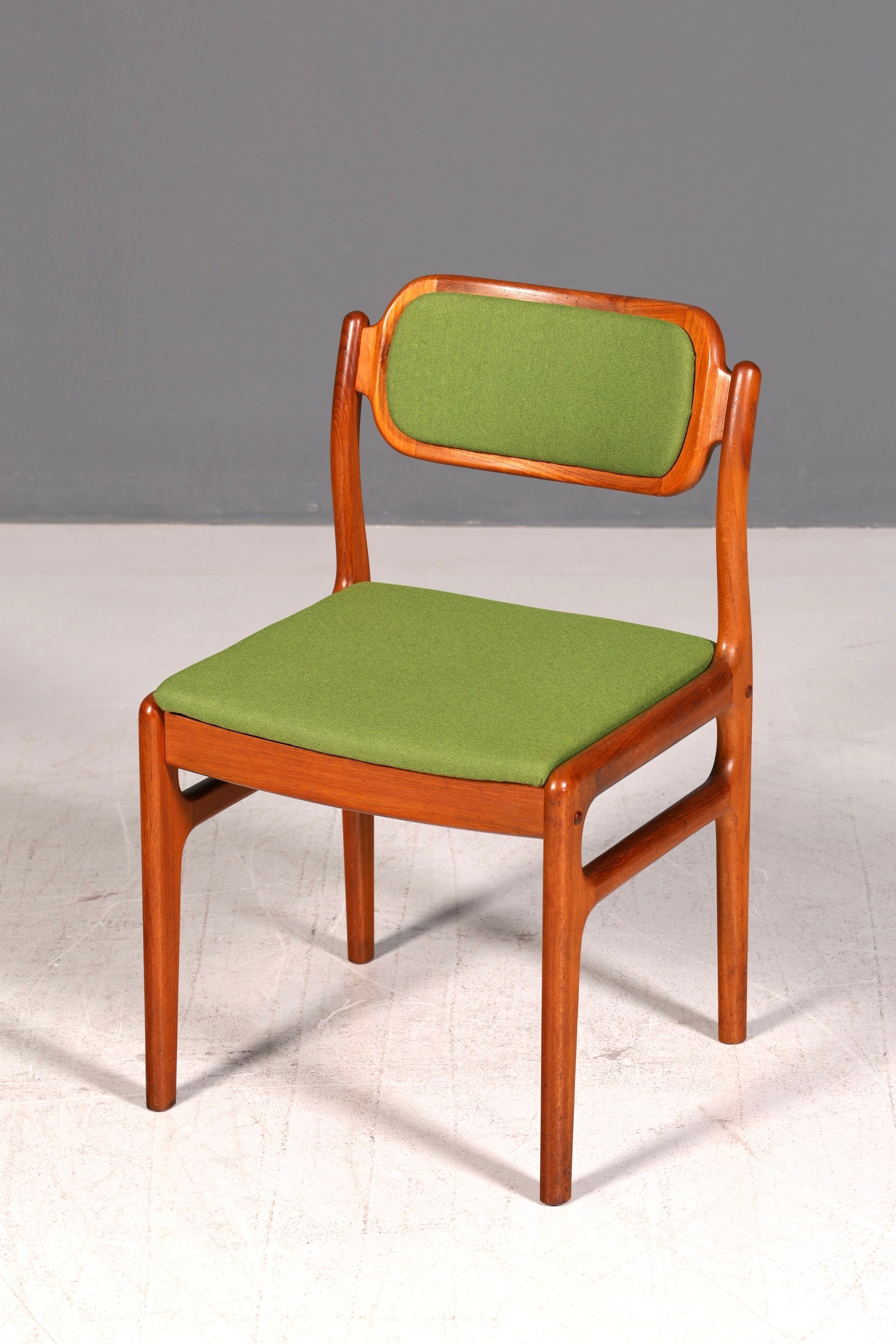 Edler Mid Century Stuhl der Marke Johannes Andersen für Uldum Teak Danish Design Sekretär Stuhl Esszimmerstuhl Küchenstuhl