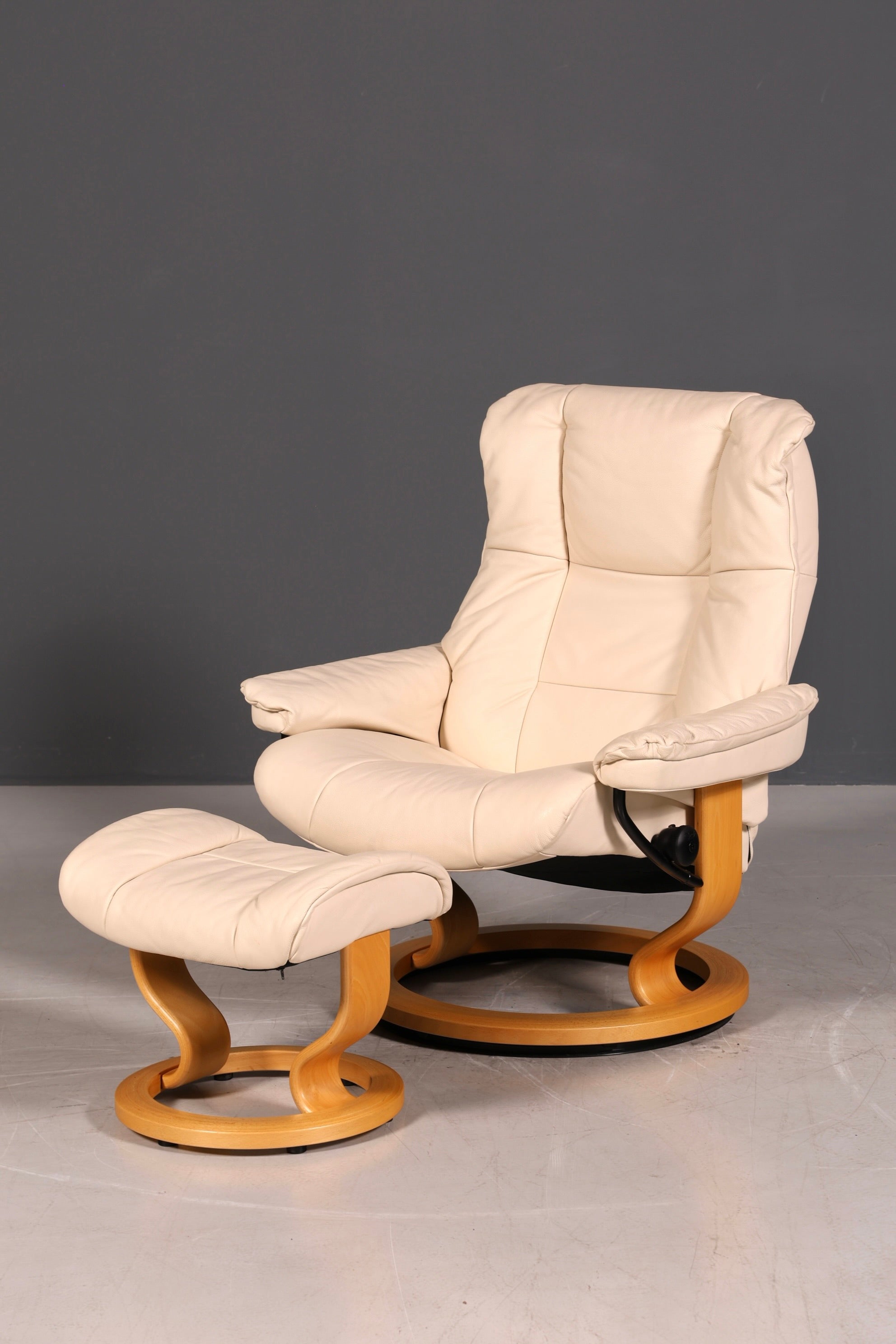 Original Stressless Mayfair Relax Sessel mit Hocker Echt Leder Komfort Design
