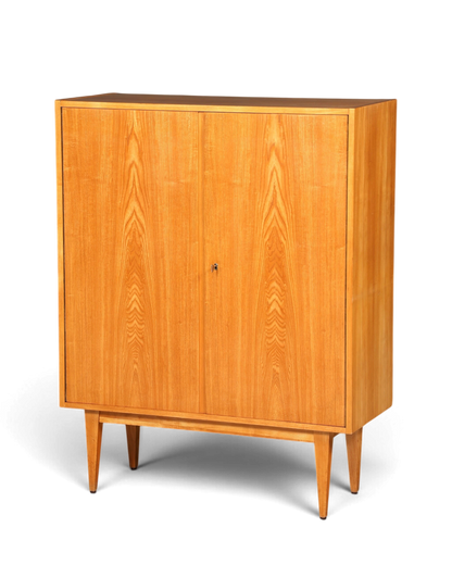 Hauptstadt Möblerei Hellerau Highboard Modell 602 von Franz Ehrlich aus hellem Holz im Mid Century Design