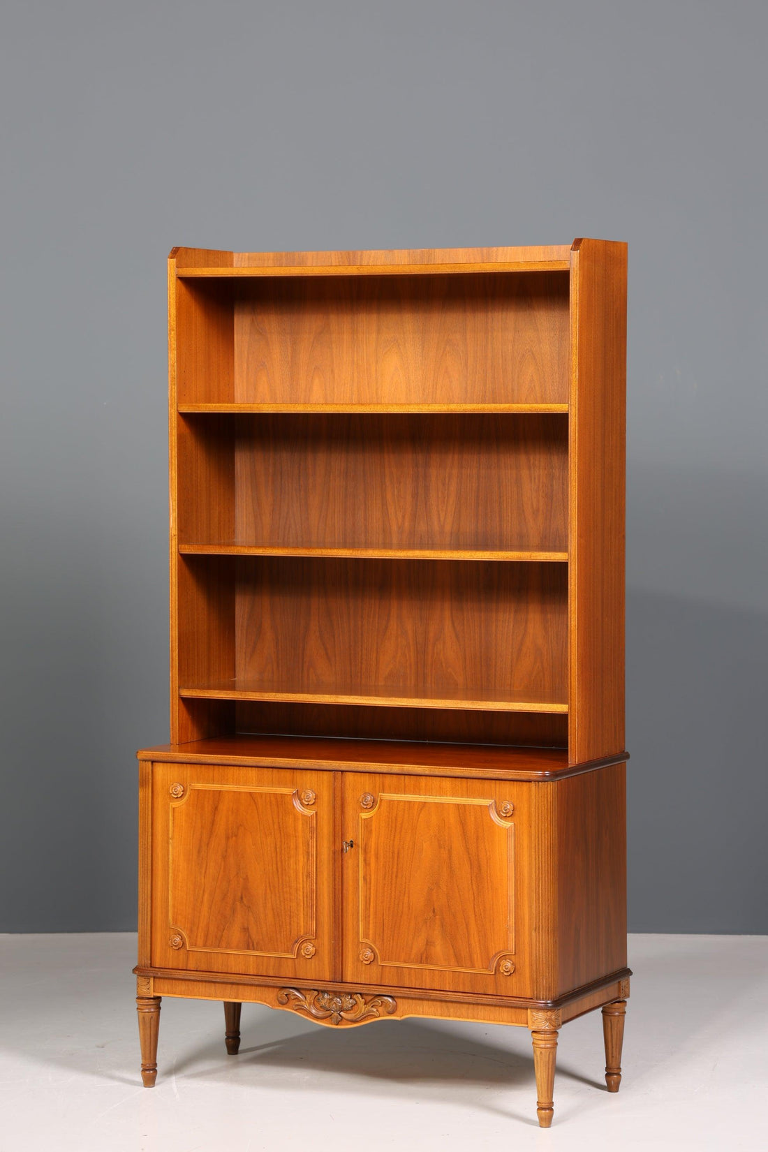 Traumhaftes Mid Century Regal Schrank Chippendale Retro Bücherregal Vintage Bookshelf 60er Jahre