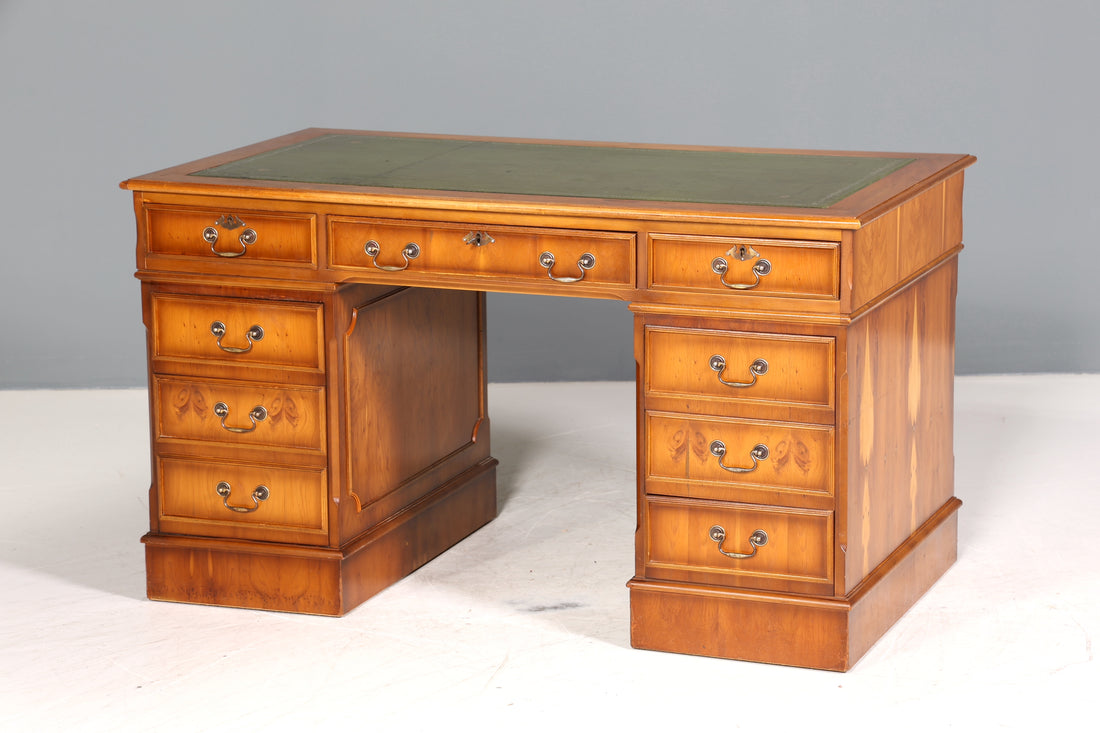 Stilvoller Englischer Schreibtisch Englisch Eibe Desk Leder Auflage Antik Stil Bürotisch Office Desk