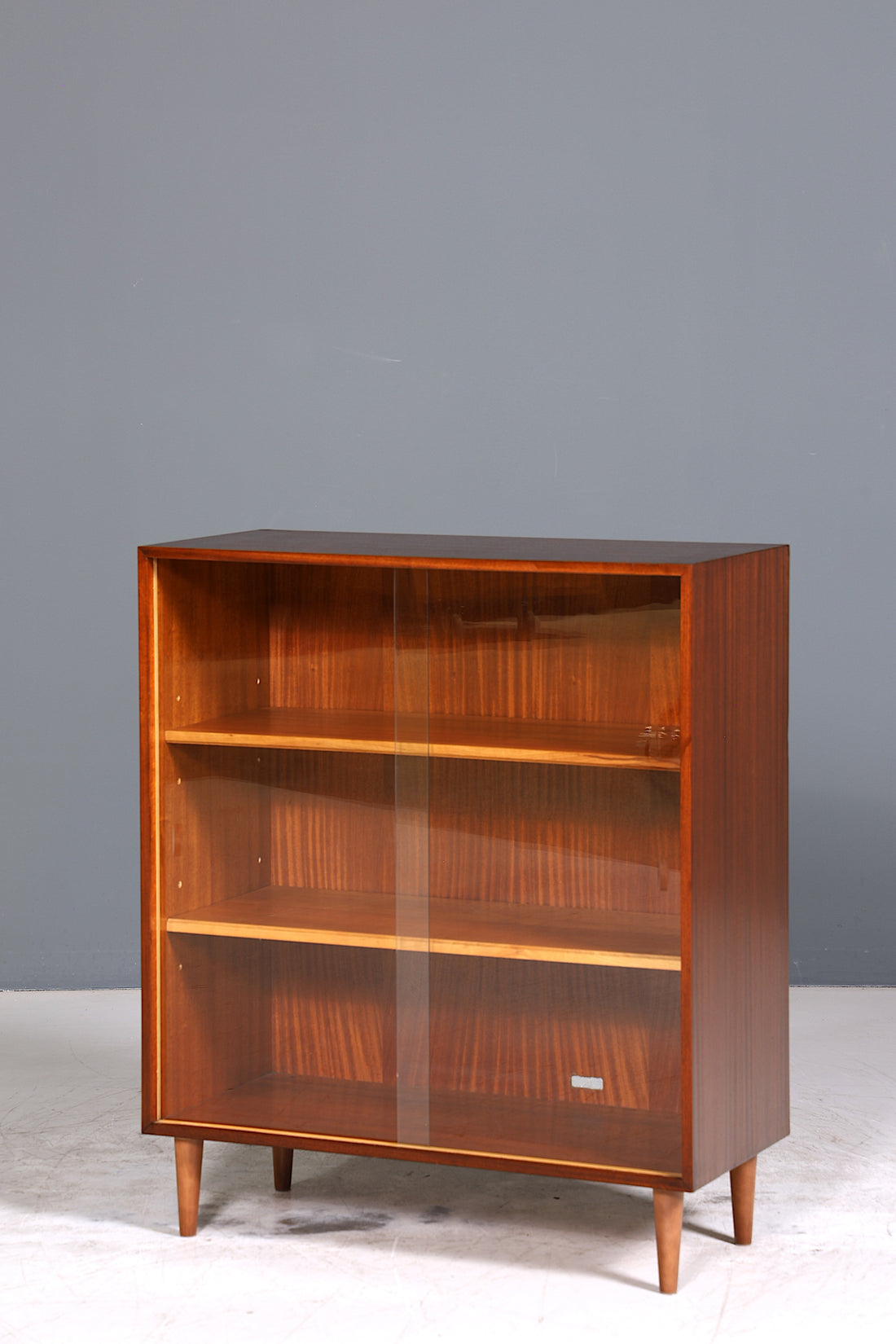 Wunderschöne Mid Century Vitrine Vintage Schrank Glas Regal Bücherregal Retro Regal