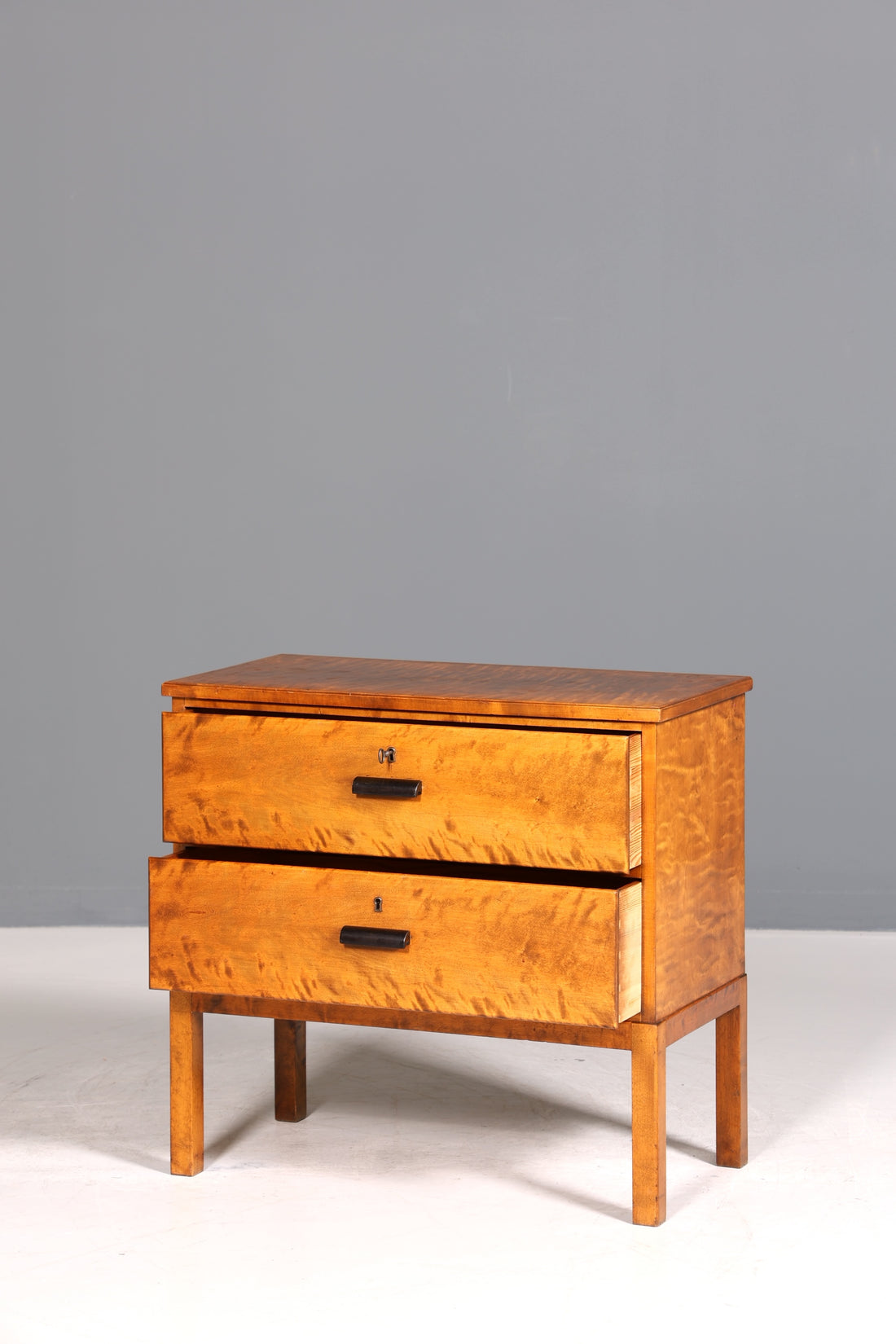 Wunderschöne Kommode im Art Deco Stil um 1930 Büro Schubladenkommode Nachttisch
