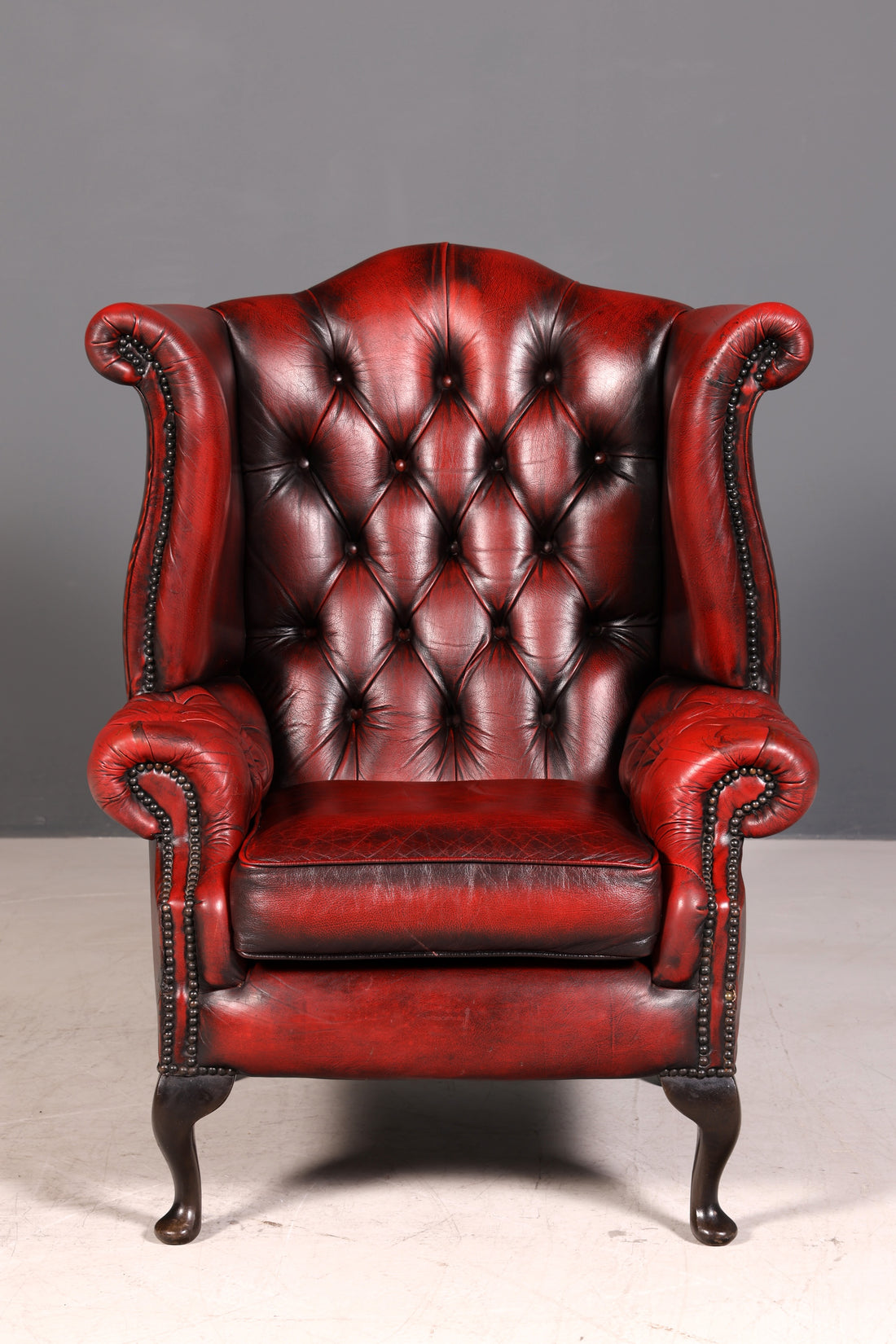 Original Chesterfield Ohrenbacken Sessel Queen Anne Englisch Oxblood Leder Herrensessel UK Armlehnsessel 2 von 2