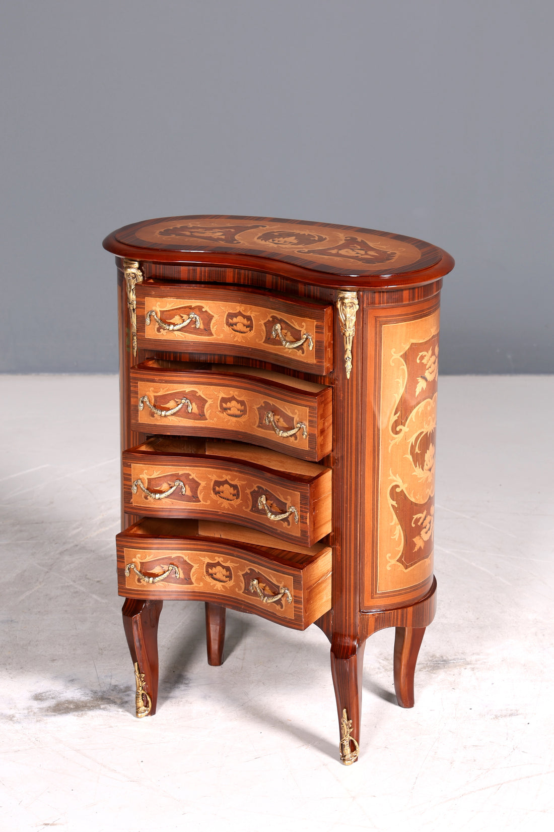 Wunderschöne Barock Stil Kommode Antik Stil Beistelltisch Messing Schränkchen