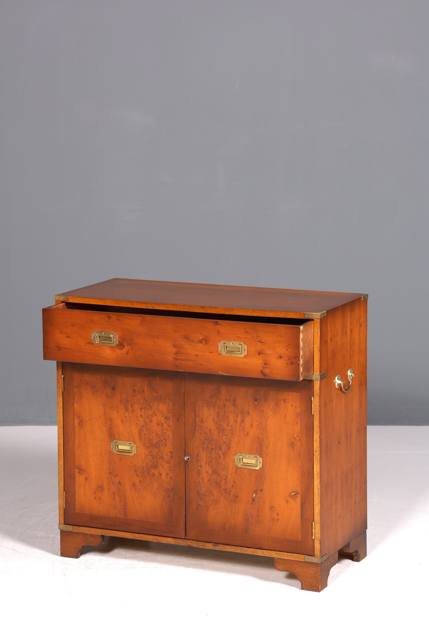 Traumhafte Englische Kommode Maritime Schiffs Schrank Englisch Antik Military