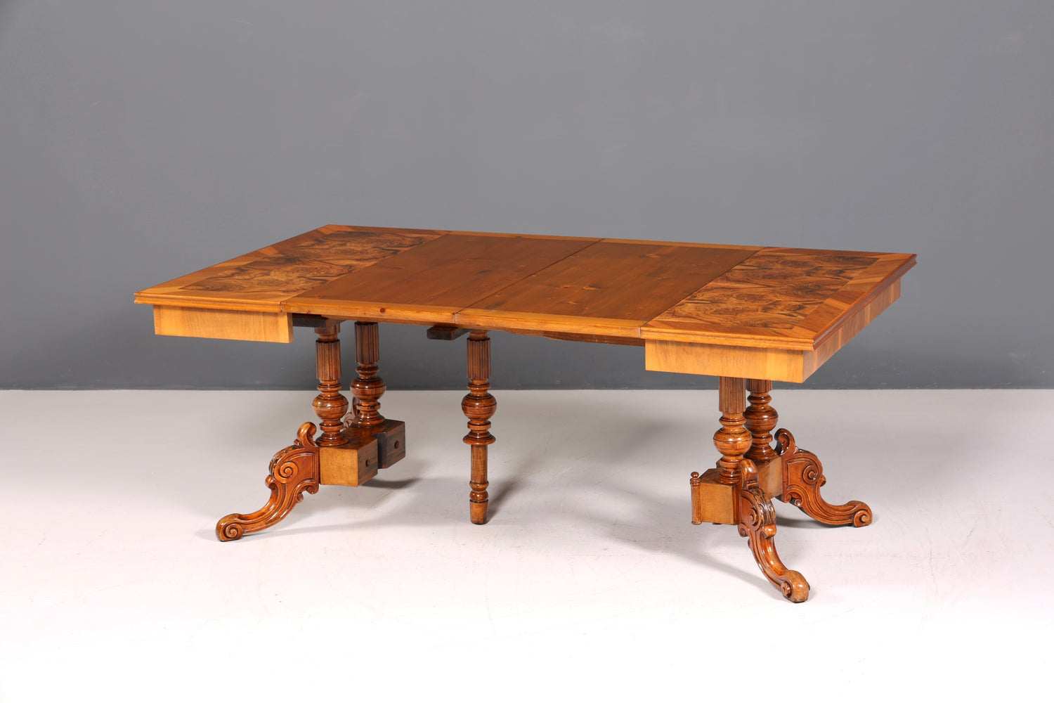 Traumhafter XXL Gründerzeit Tisch Kulissentisch ausziehbarer Louis Philippe Esstisch Wurzelholz Antik