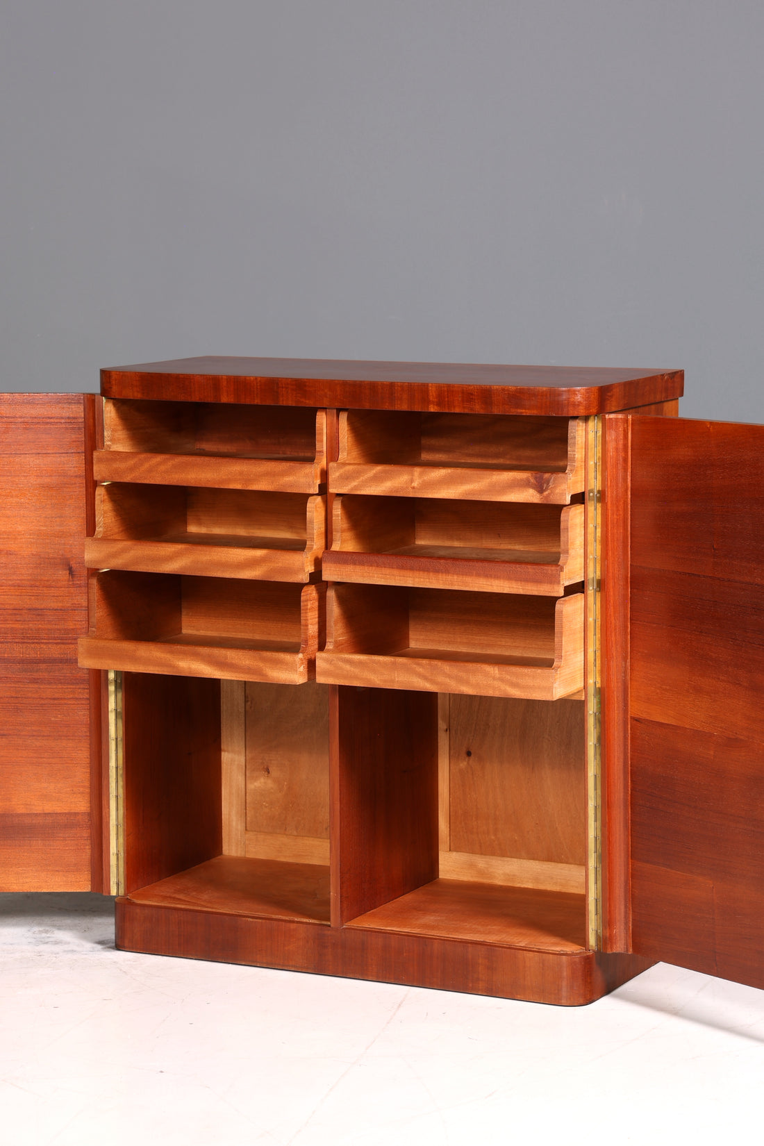 Wunderschöner Mid Century Schrank 60er Jahre Wäscheschrank Art Deco Aktenschrank Kommode