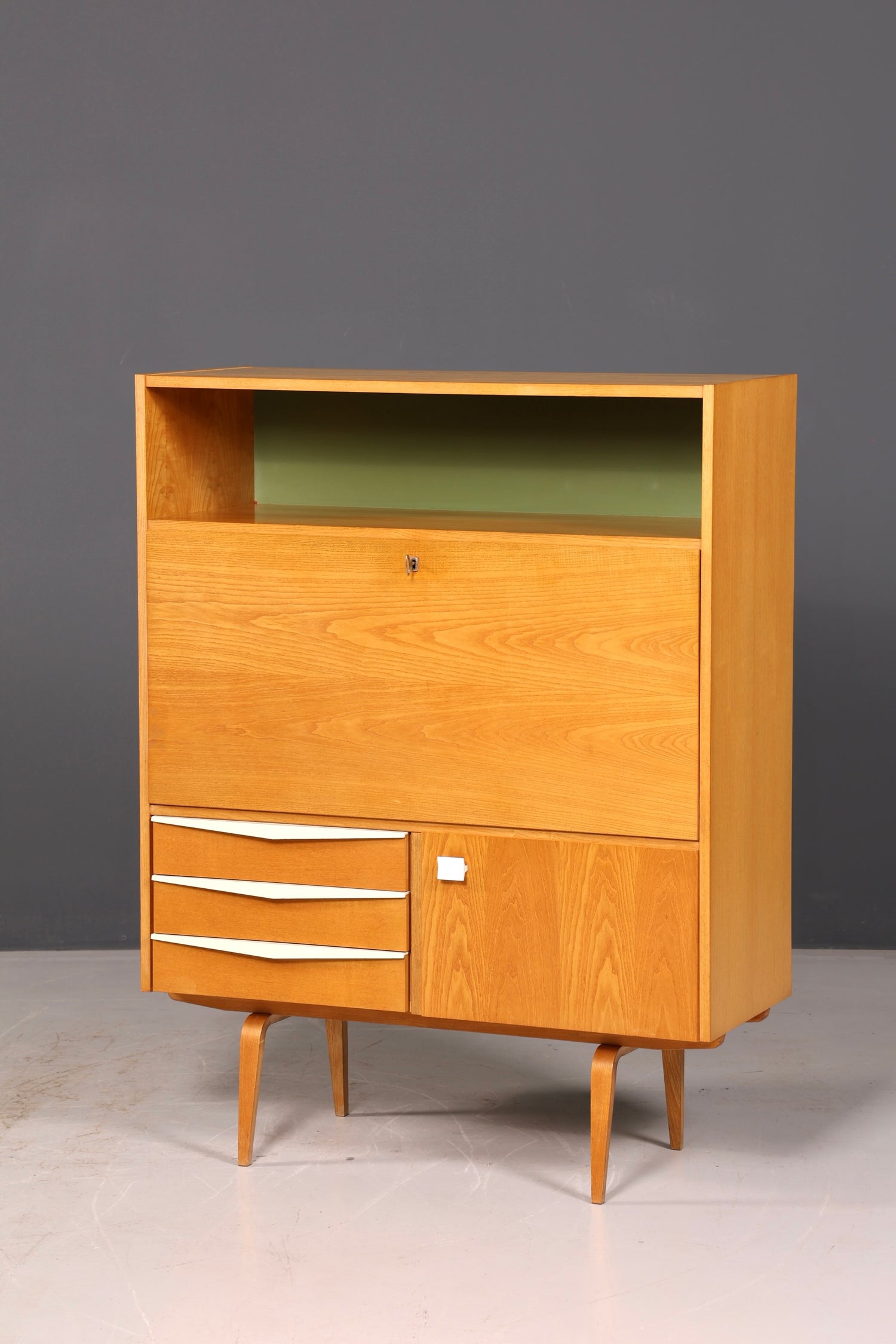 Wunderschöner Hellerau Schrank Modell 427 Mid Century Sekretär Vintage Schreibschrank Design Retro Highboard Esche