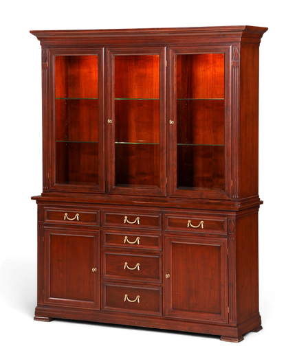 Hauptstadt Möblerei Selva Vitrine Villa Borghese aus massivem Holz im Antik Stil mit Glasfront und Innenbeleuchtung