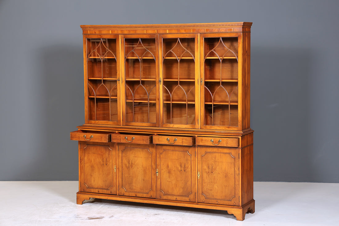 Wunderschöne Englische Vitrine Bücherschrank Buffet Antik Stil Englisch Eibe Glasvitrine Bibliothek