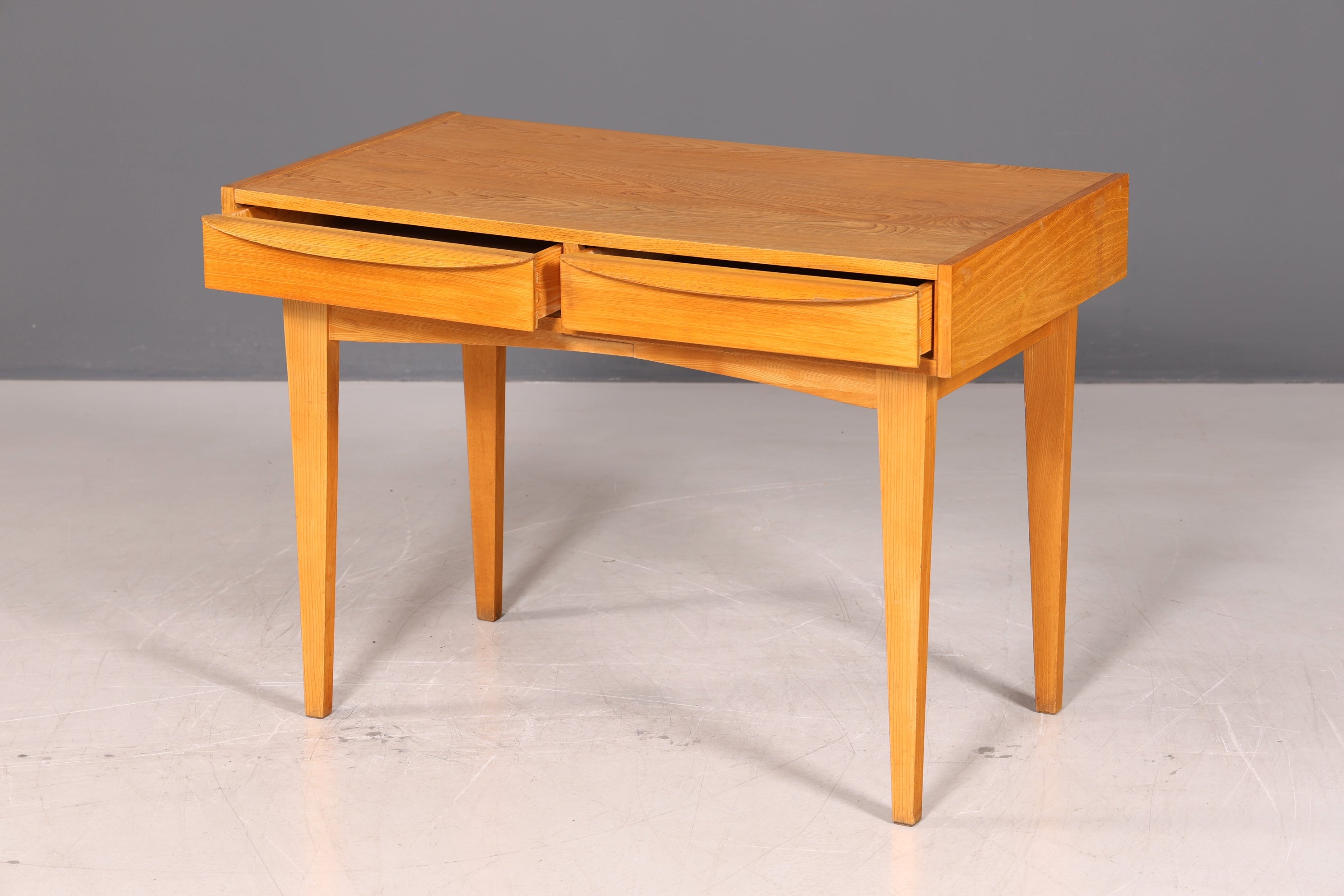 Eleganter Hellerau Schreibtisch Mid Century Modell 602 Franz Ehrlich Bürotisch Design Desk