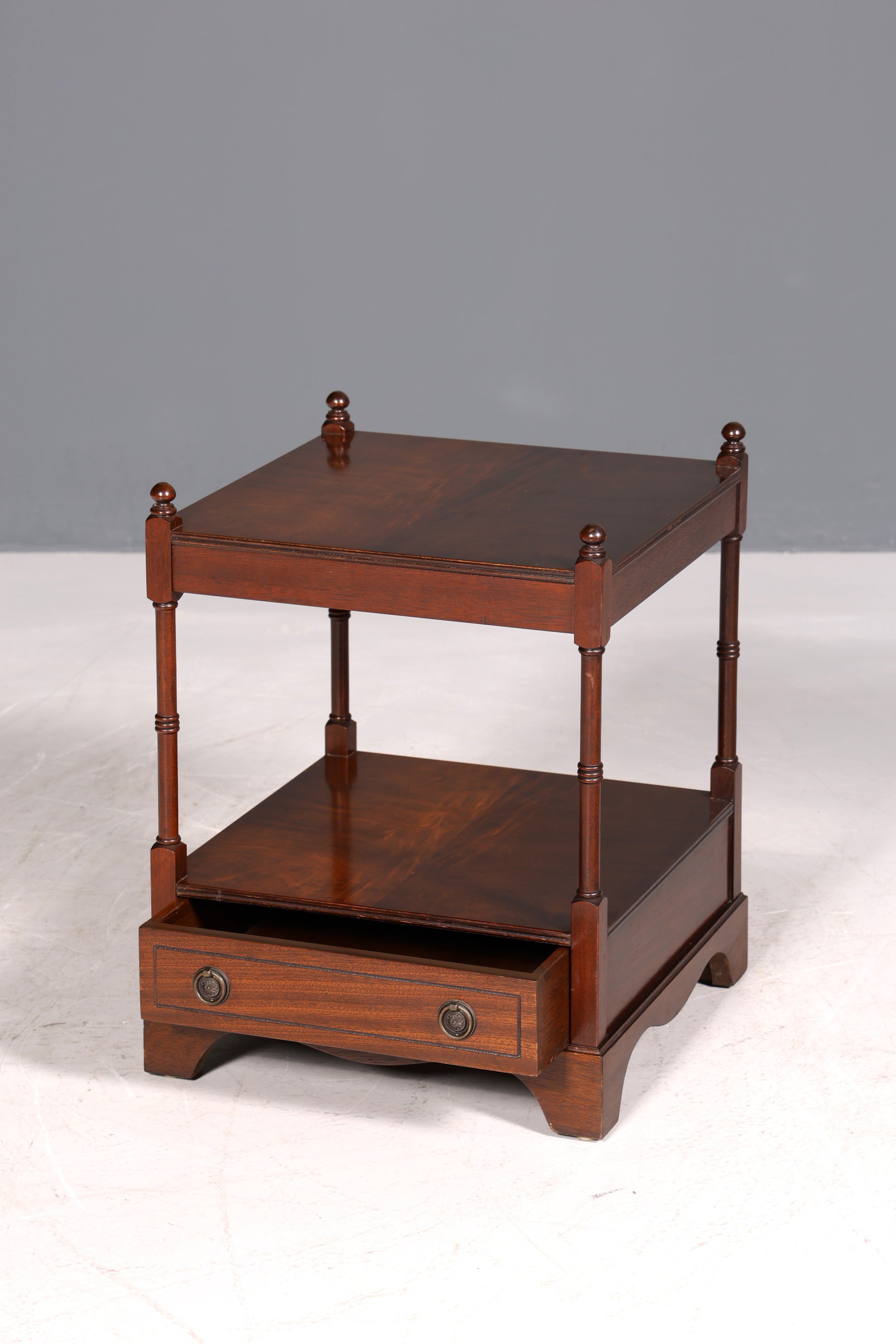 F978 Finish cm Traumhafter Englischer Tisch Couchtisch Englisch Antik Stil Mahagoni Ablagetisch Empire Stil Beistelltisch