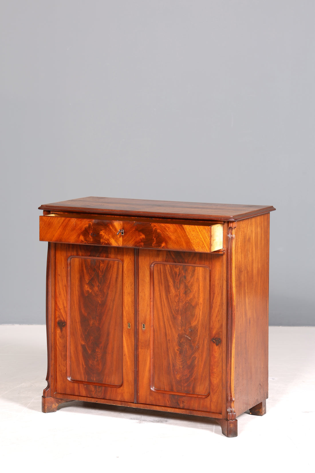 Traumhafter Louis Philippe Schrank um 1880 Gründerzeit Kommode Antik Sideboard