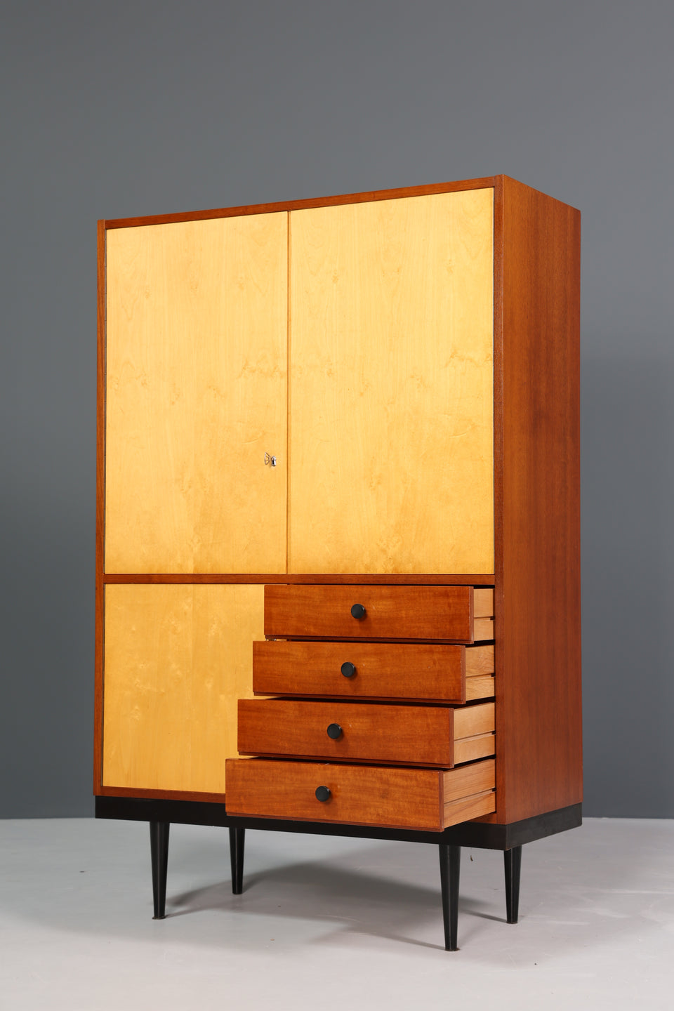 Wunderschöner Mid Century Schrank Retro Highboard Vintage Kleiderschrank