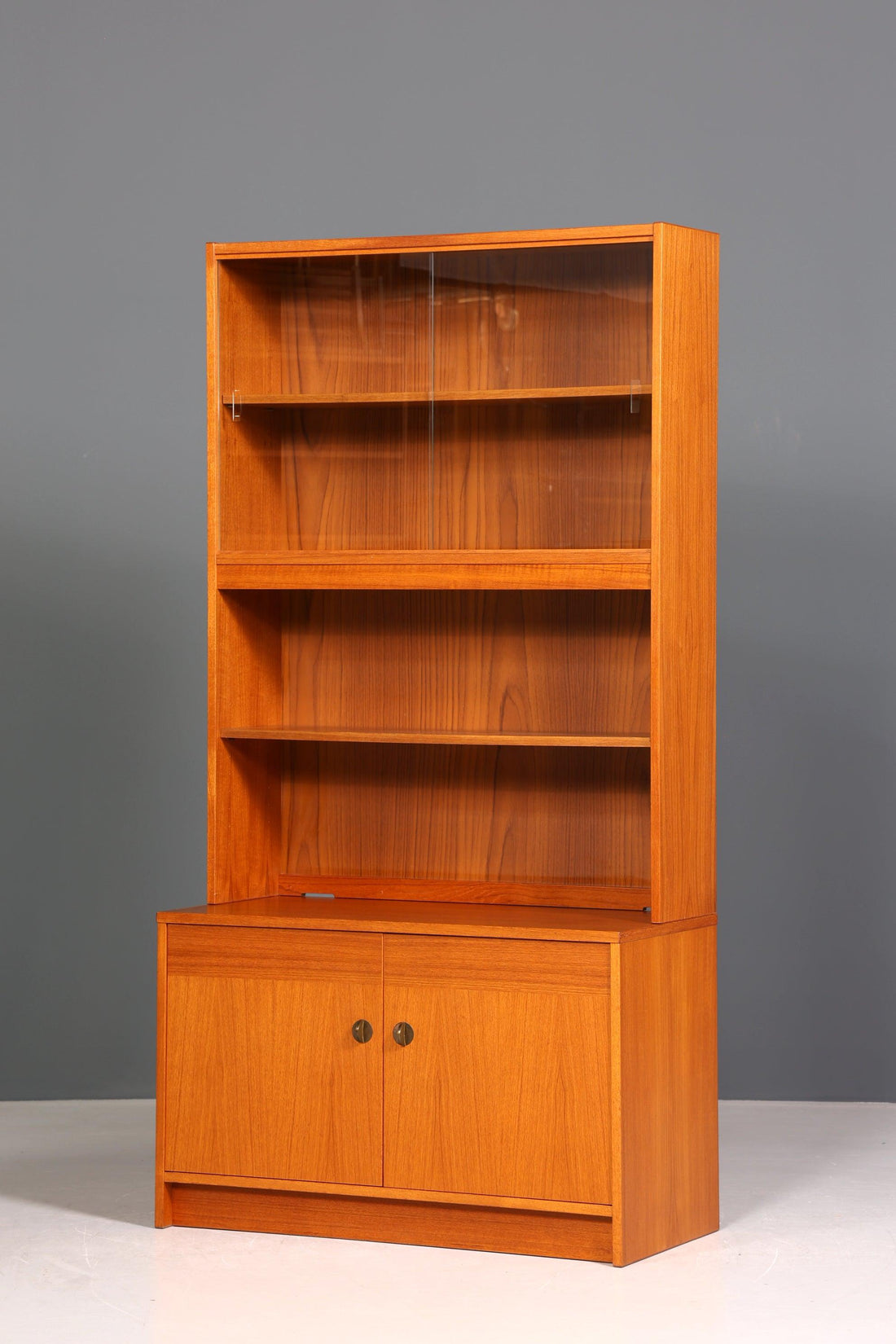 Schlichte Mid Century Vitrine Vintage Schrank Regal Retro Bücherregal Regal
