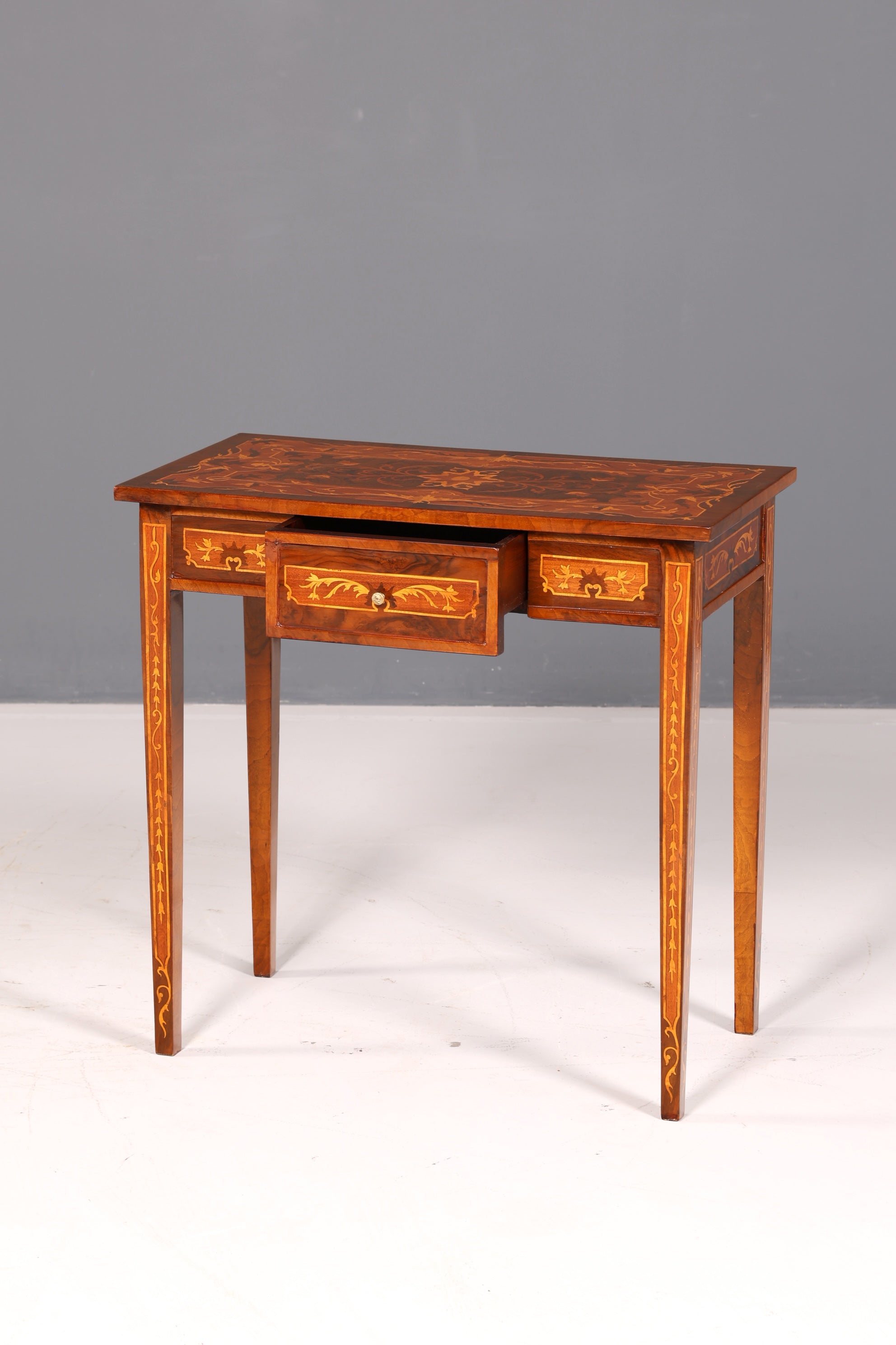 Traumhafter filigraner Schreibtisch French Desk Antik Stil Bürotisch Barock Stil Office Desk Vintage