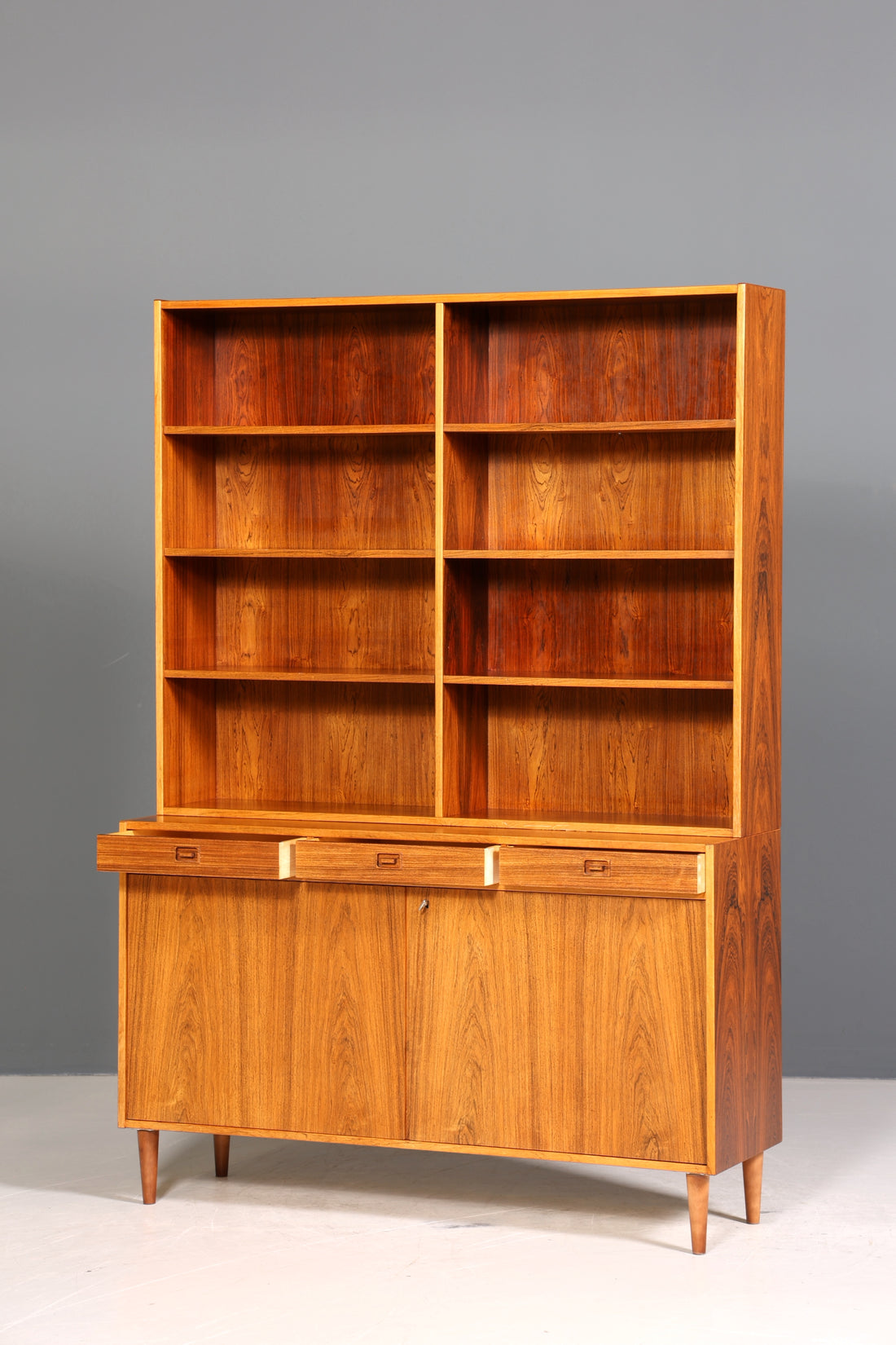 Traumhaftes Mid Century Regal echt Holz Schrank Danish Design Retro Kommode Vintage Bücherregal 60er Jahre 2 von 2
