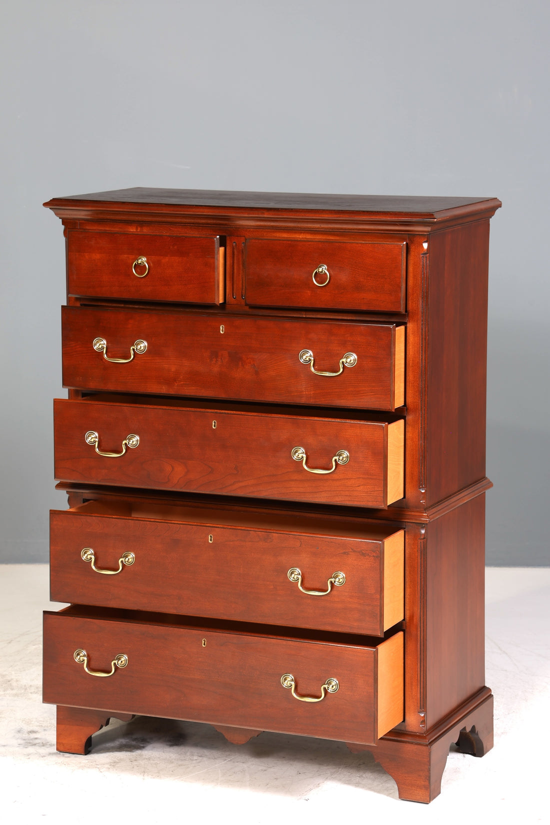 Edles Vertiko der Marke Drexel Heritage Schrank USA Antik Stil Highboard Kommode